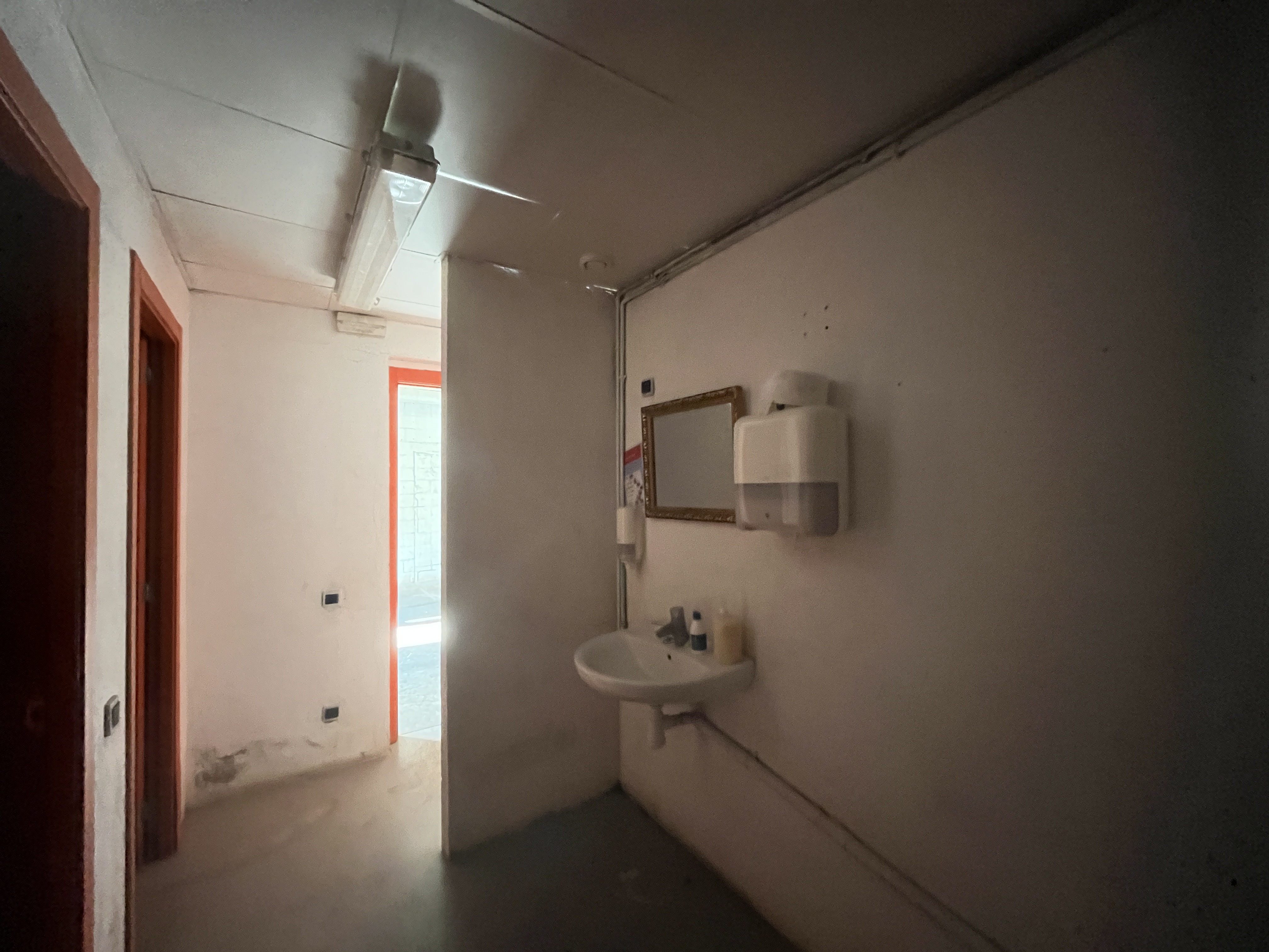 nau-industrial en sils ·  €