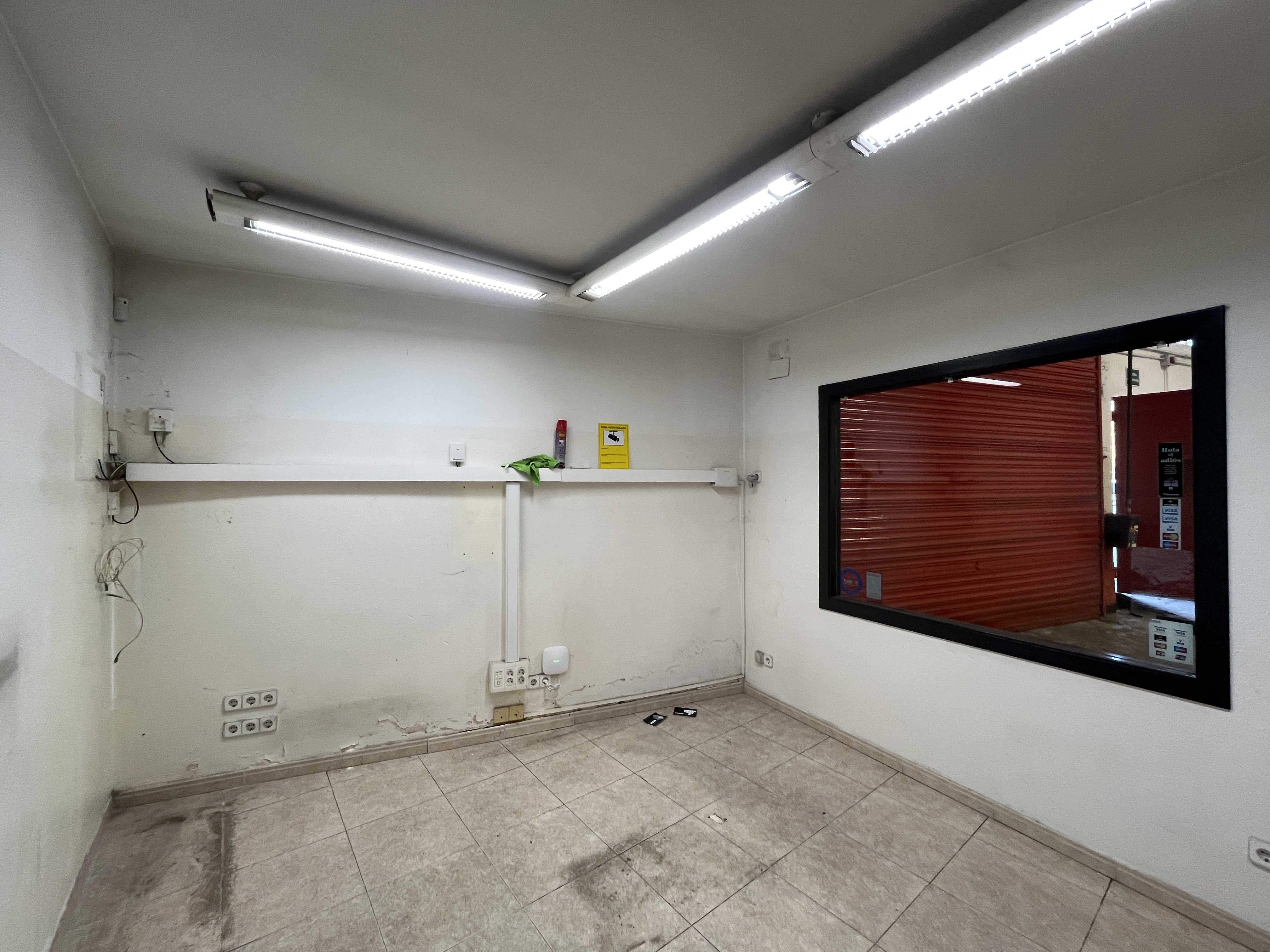 nau-industrial en girona · vila-roja 390000€