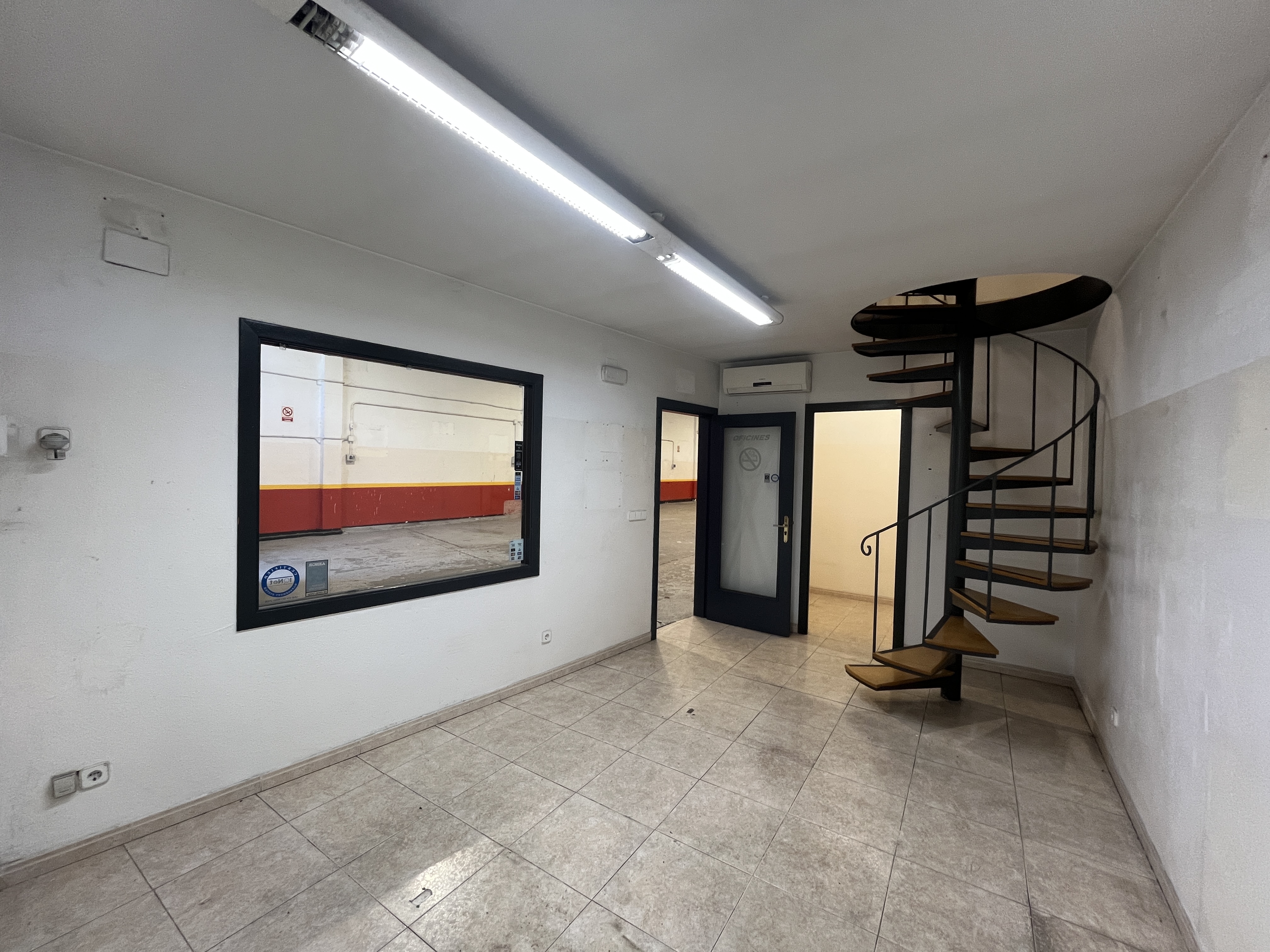 nau-industrial en girona · vila-roja 390000€