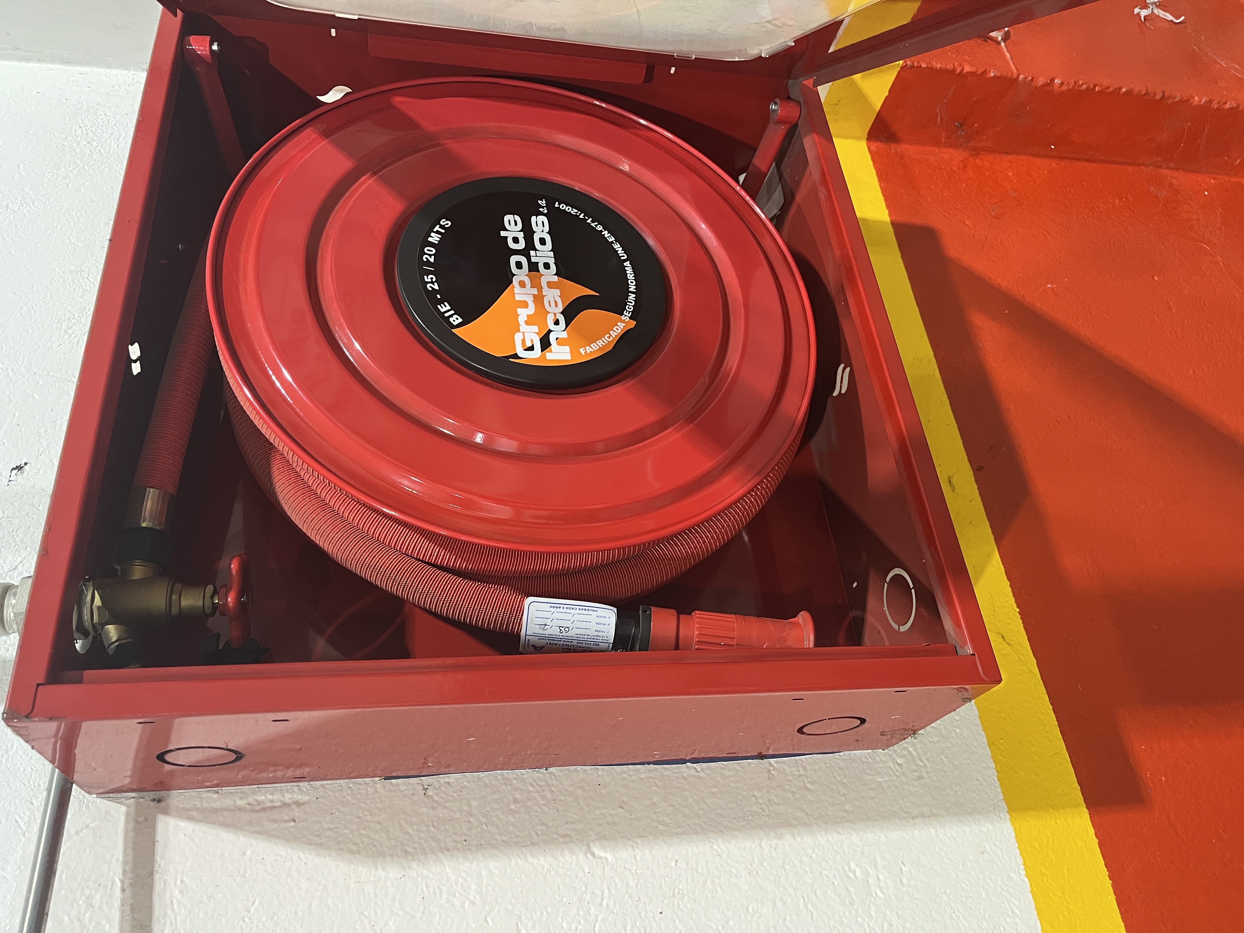 nau-industrial en girona · vila-roja 390000€