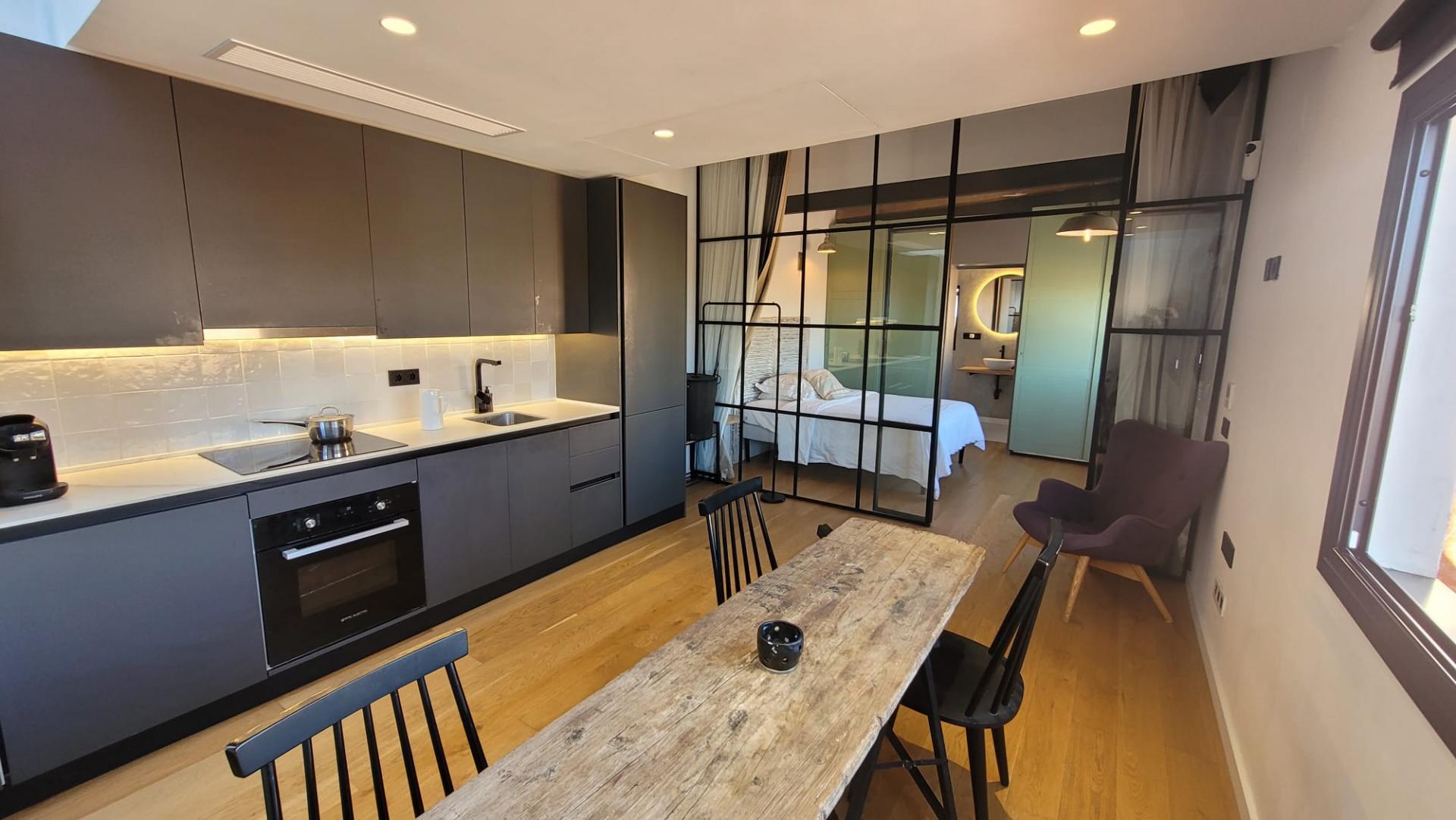 Fántastico ático Reformado en el centro de Barcelona, 