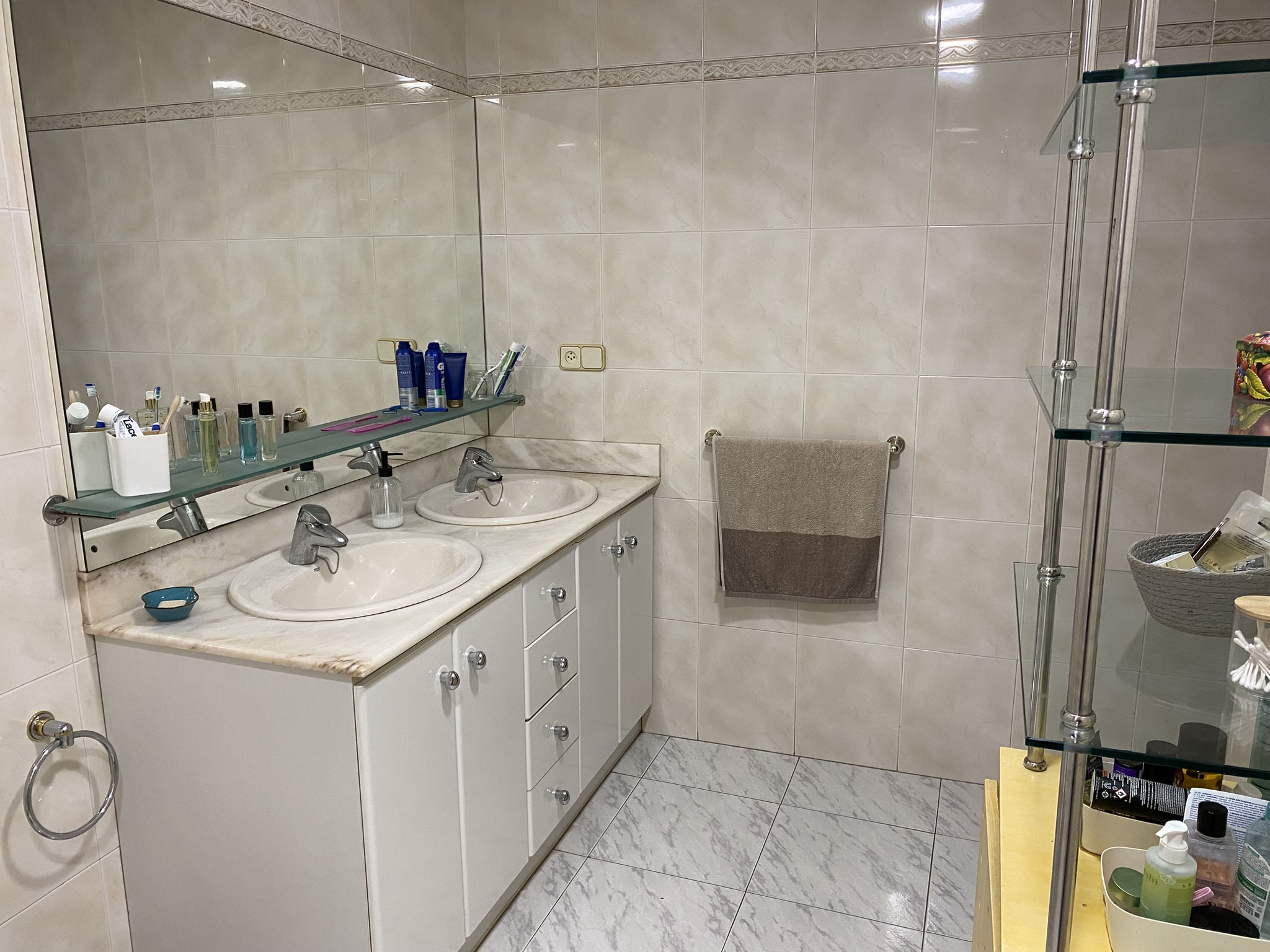 TRIPLEX A LA VENTA EN EL CENTRO DE PINEDA DE MAR