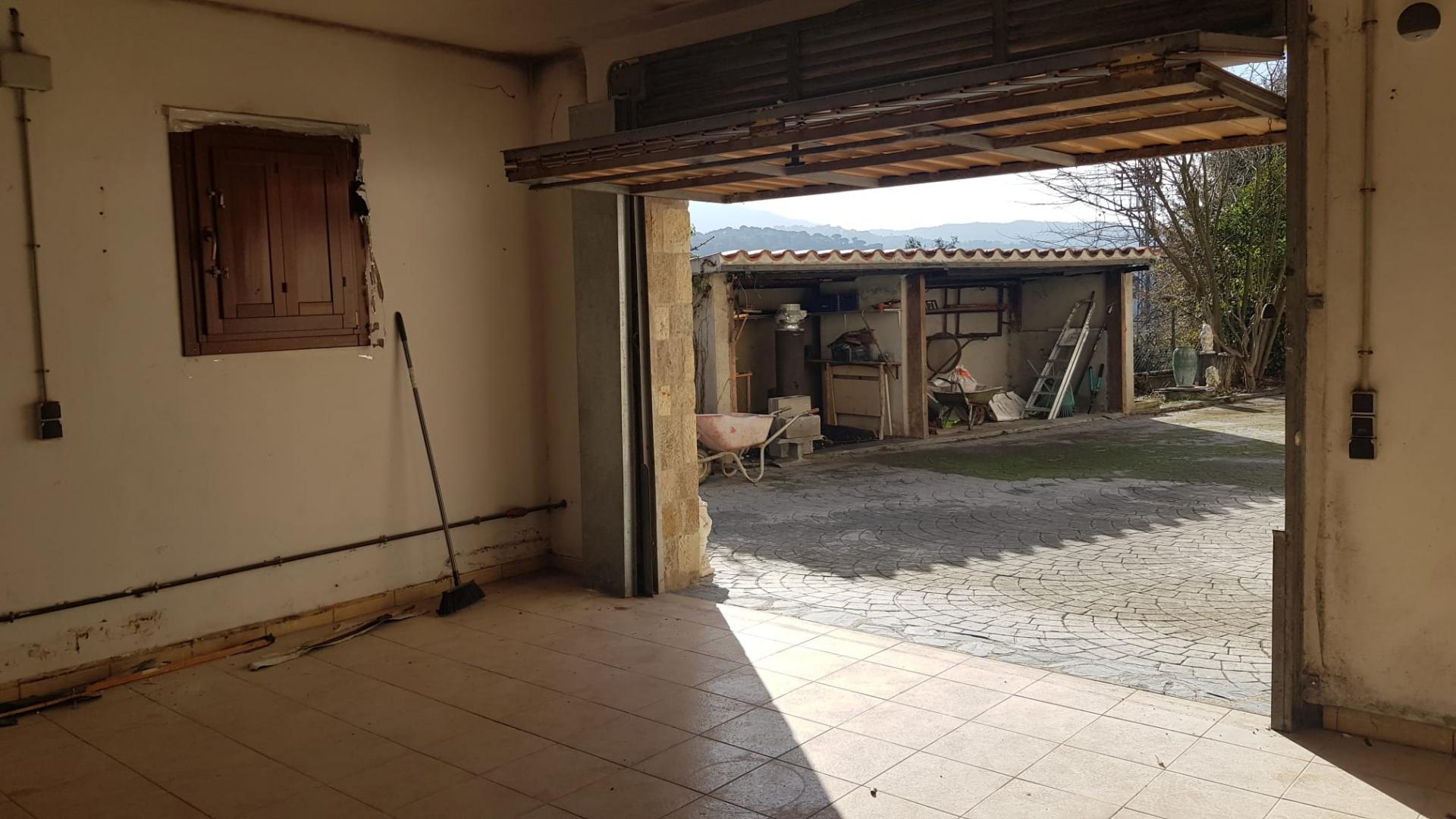 TORRE A CUATRO VIENTOS CON MUCHO ENCANTO