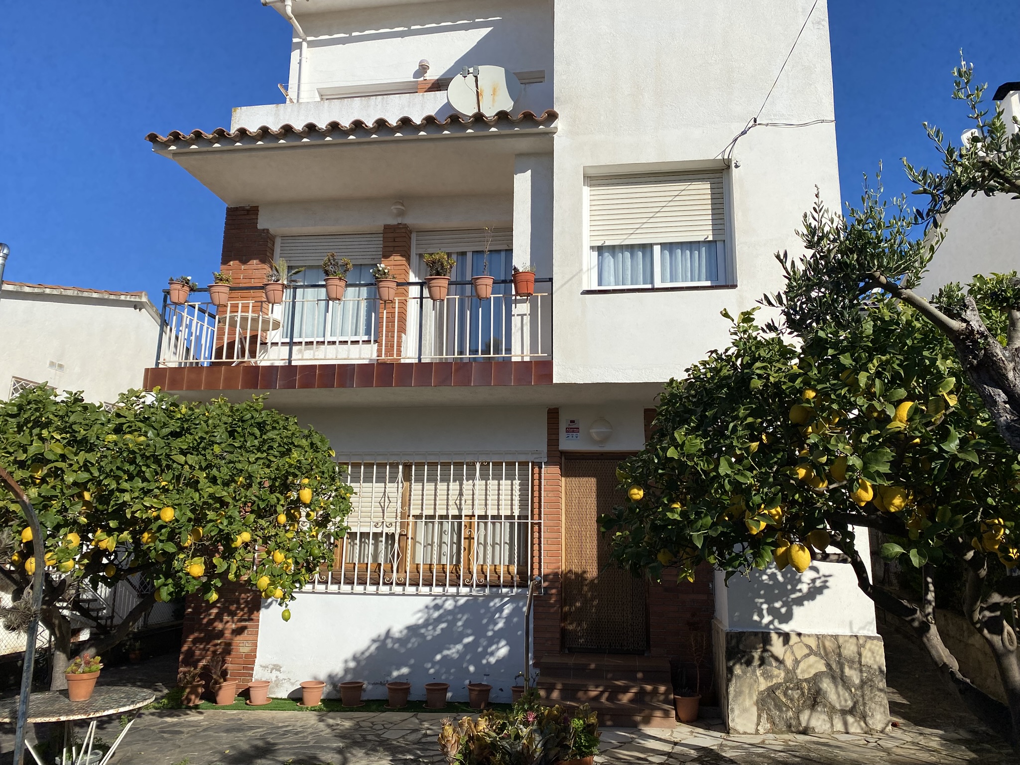 Torre / Chalet a 4 vientos a la venta en Pinemar de Pineda