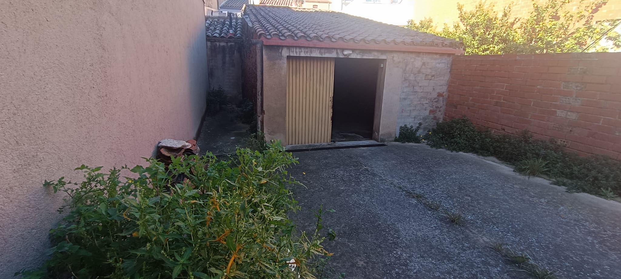 SOLAR CENTRICO CON MUCHAS POSIBILIDADES