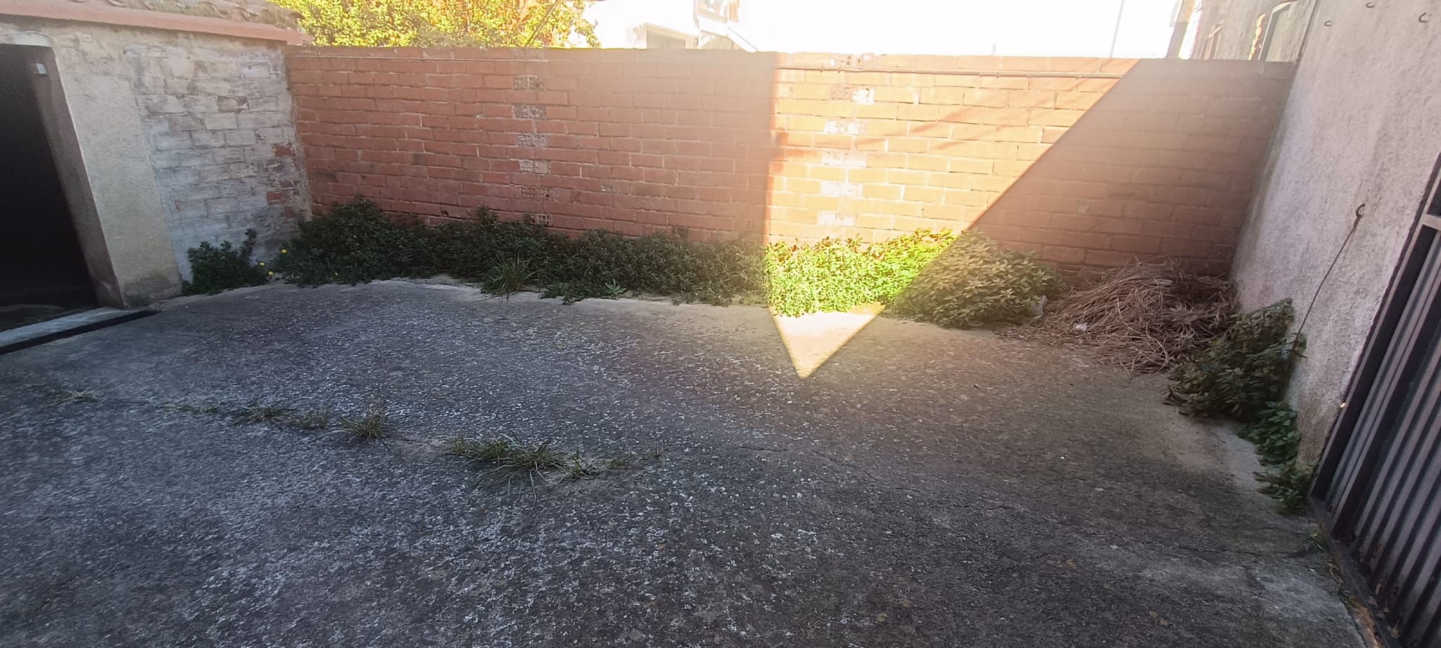 SOLAR CENTRICO CON MUCHAS POSIBILIDADES