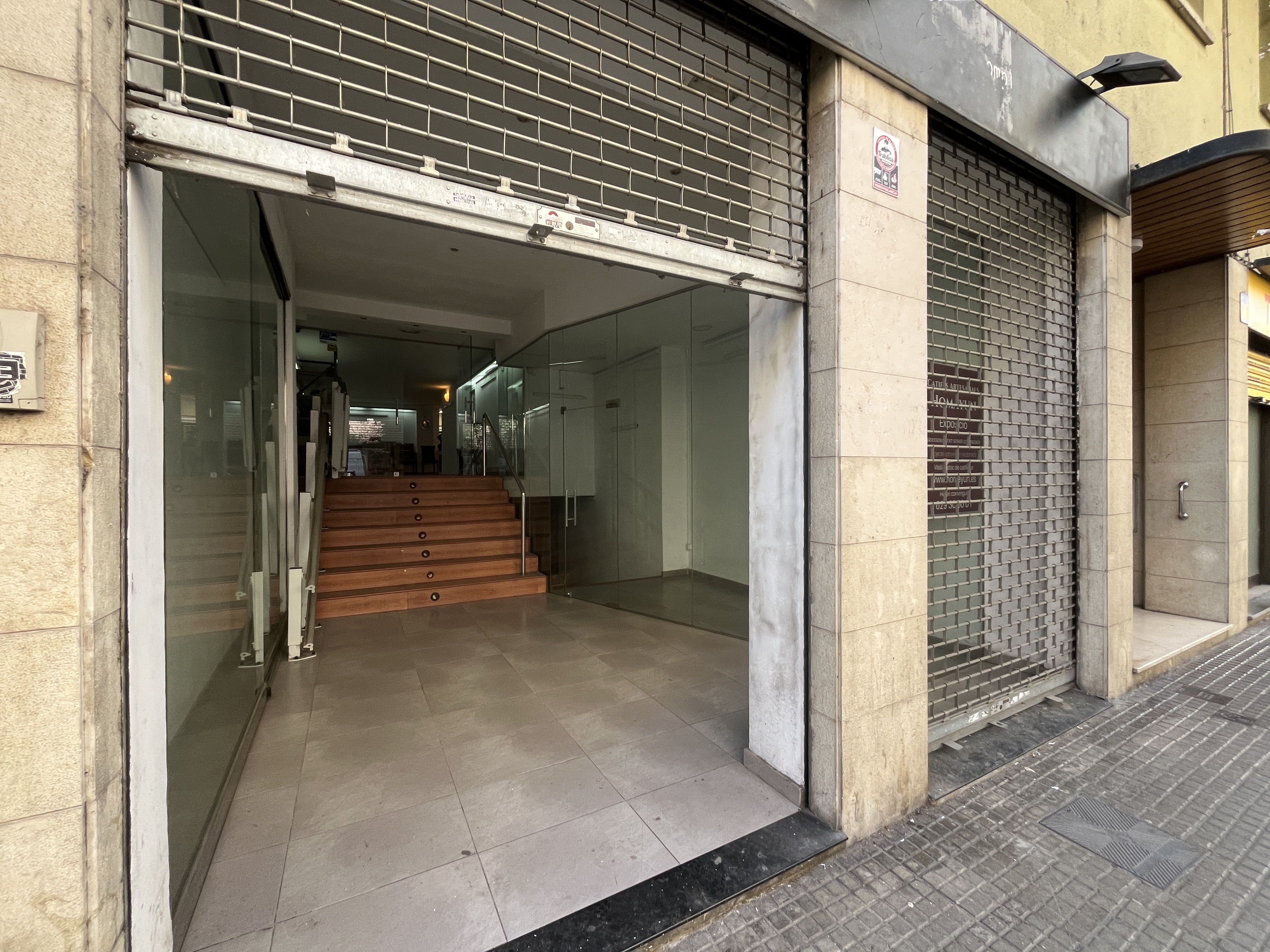 locales-comerciales en girona · eixample 1250€
