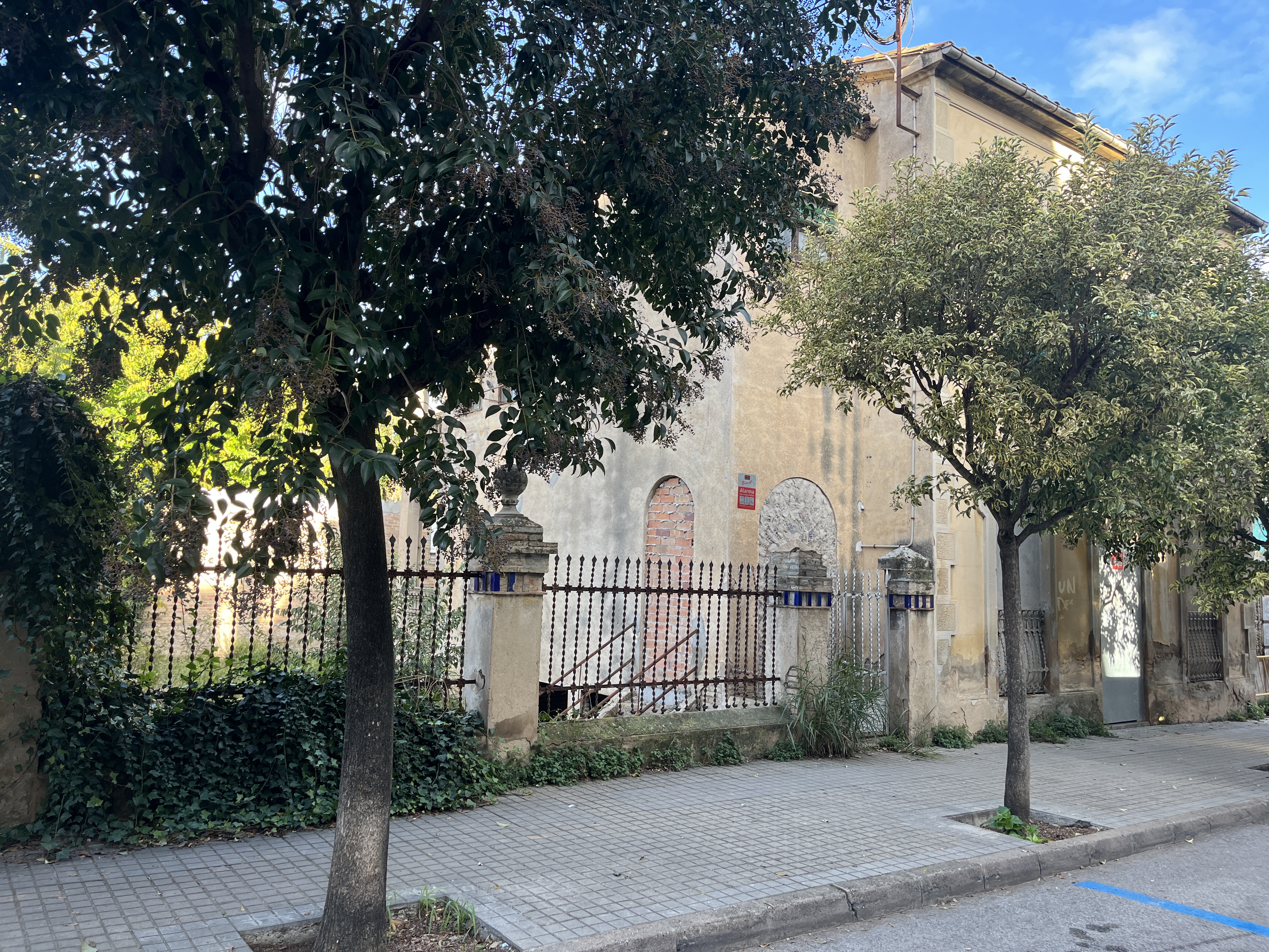 edificio en banyoles · centre 595000€