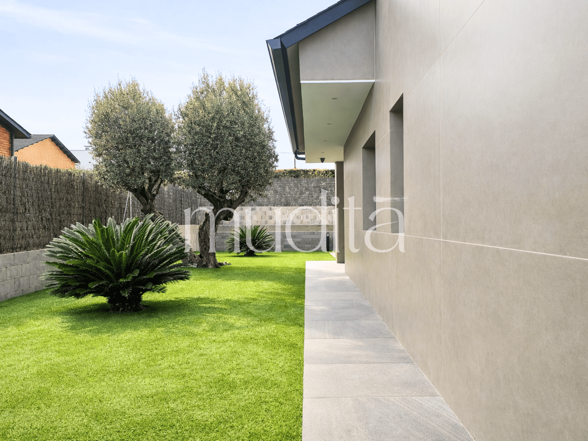 Casa en venta en Moncada Y Reixach, Barcelona 68/77