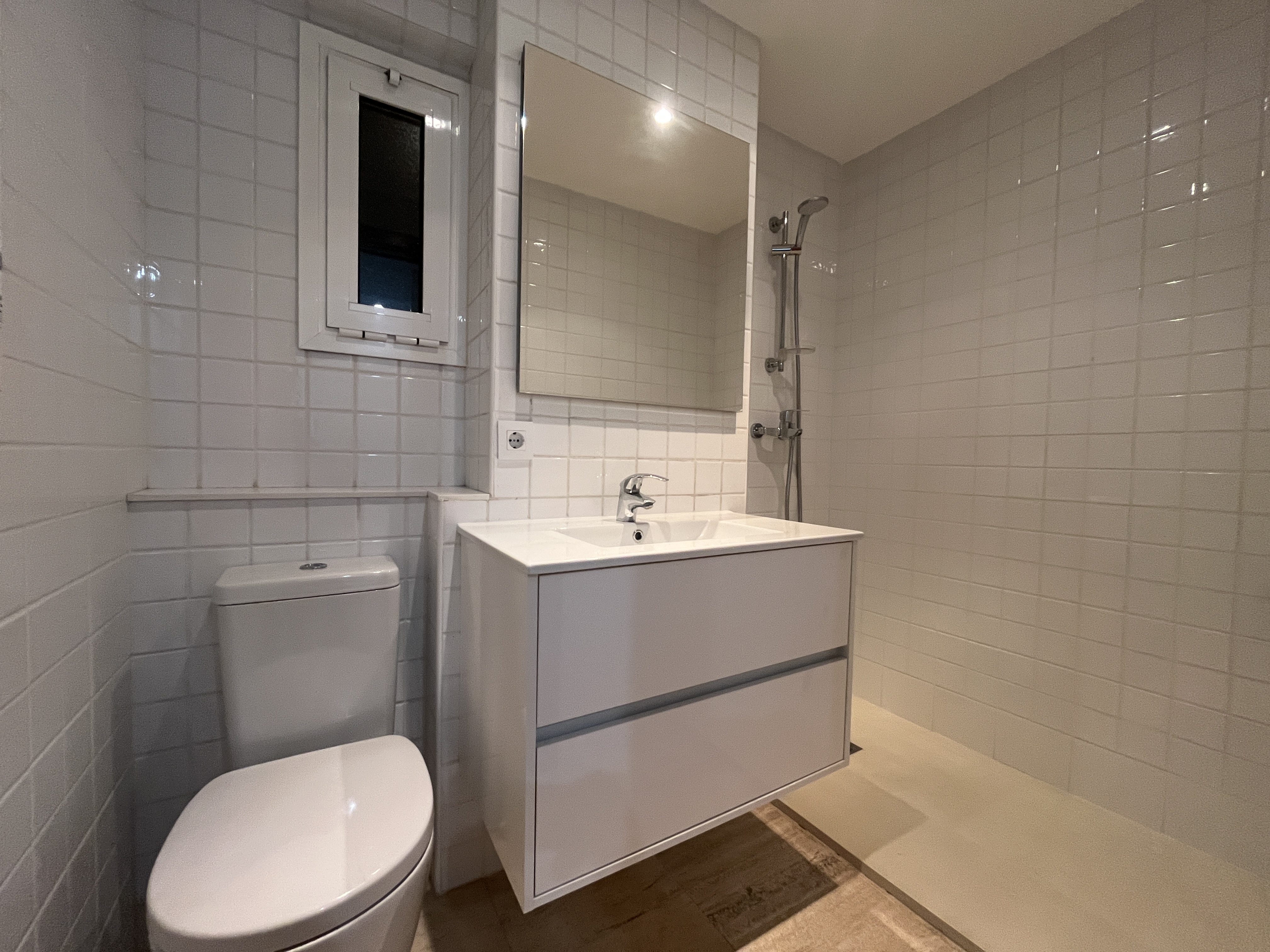 oficines en girona · santa-eugenia €