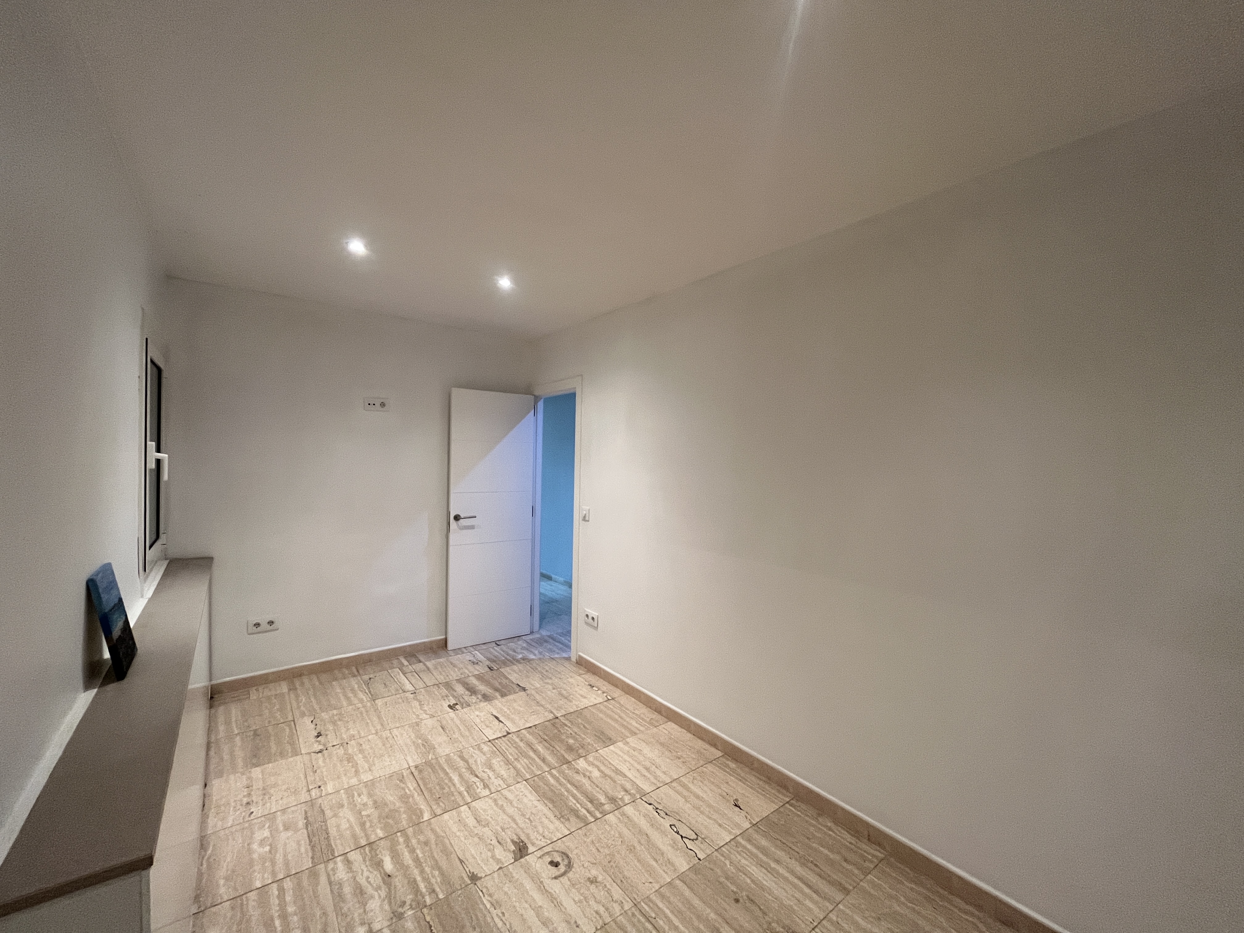 oficines en girona · santa-eugenia 300000€