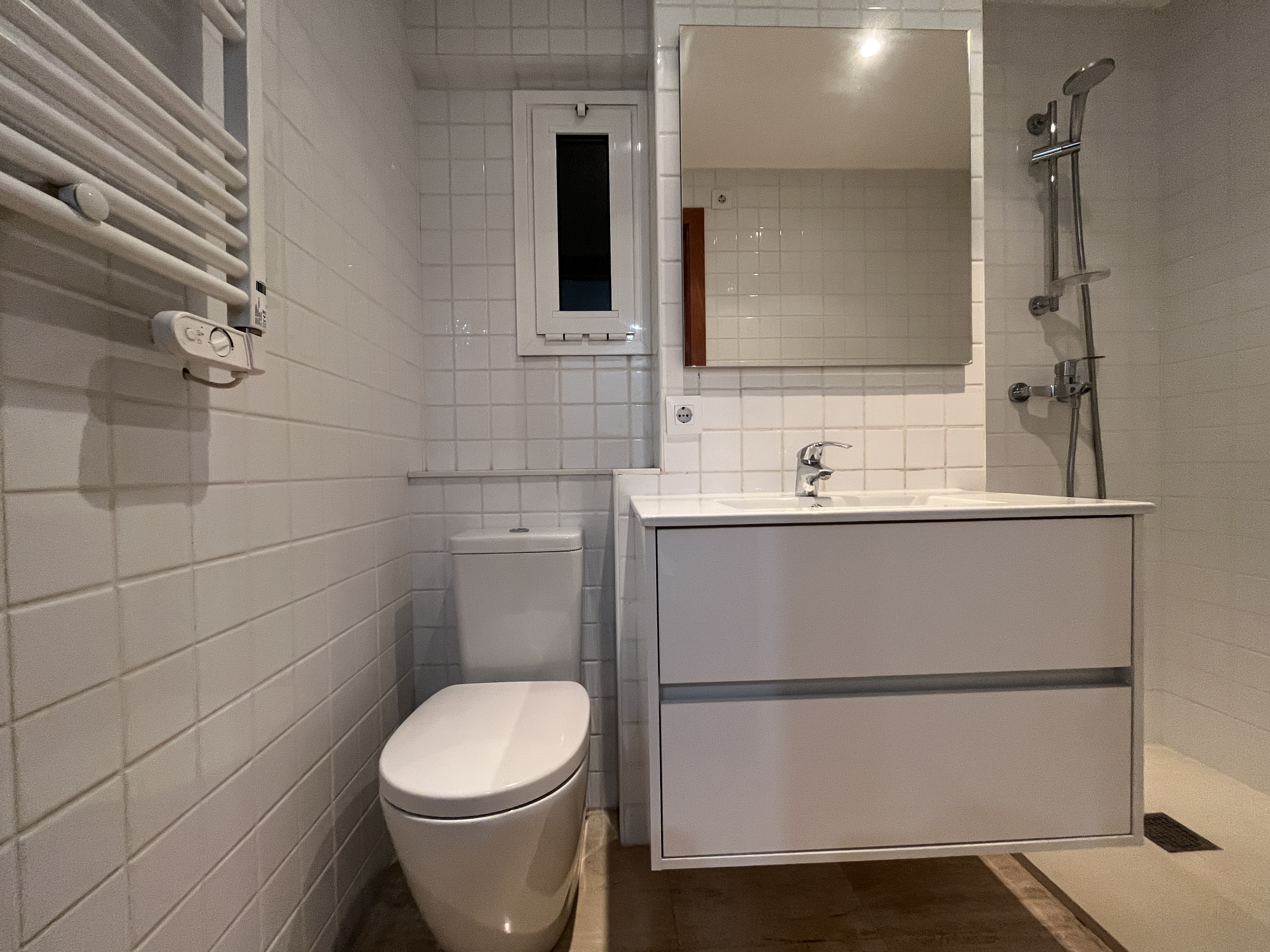 oficines en girona · santa-eugenia 300000€