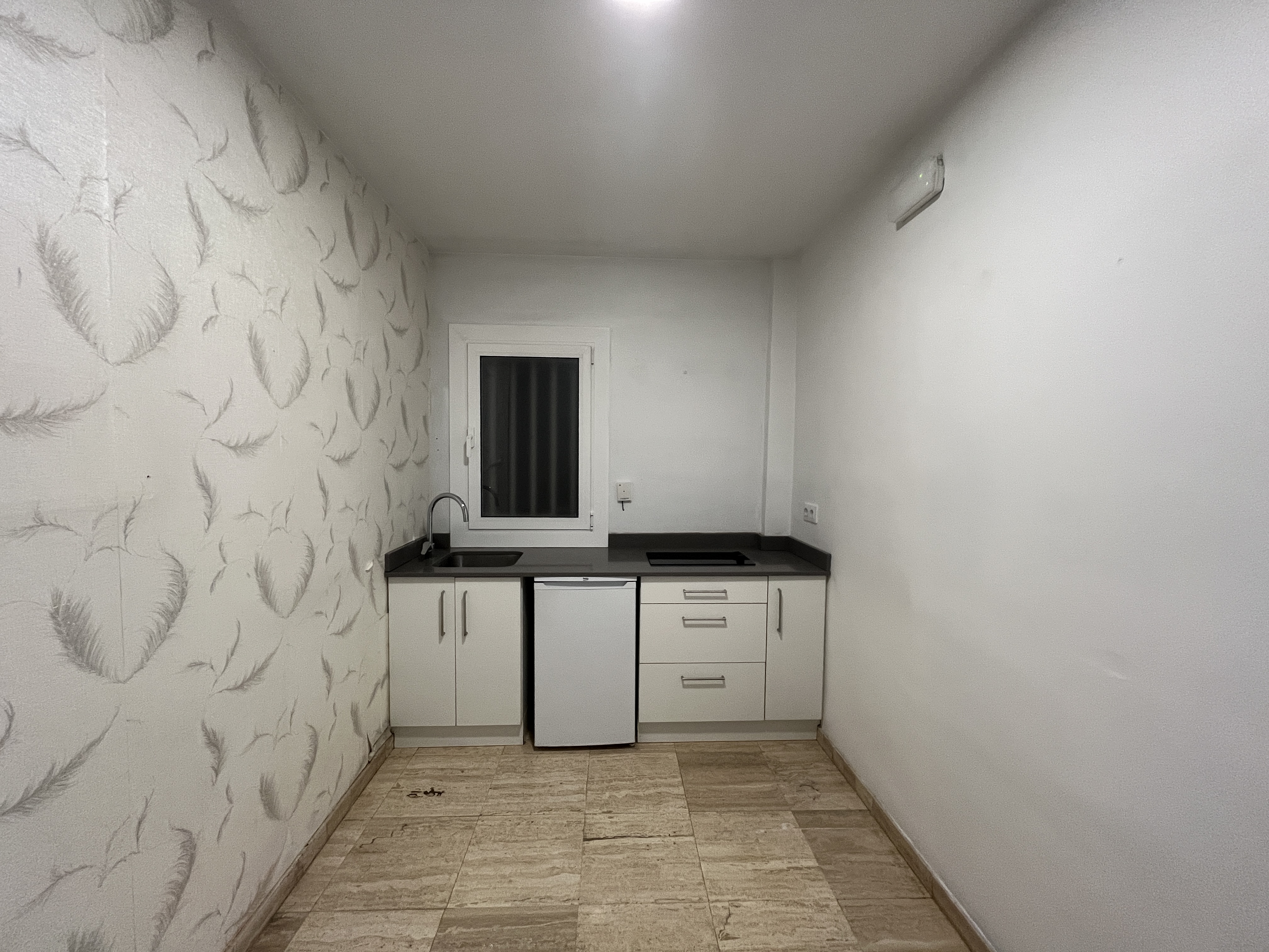 oficines en girona · santa-eugenia 300000€