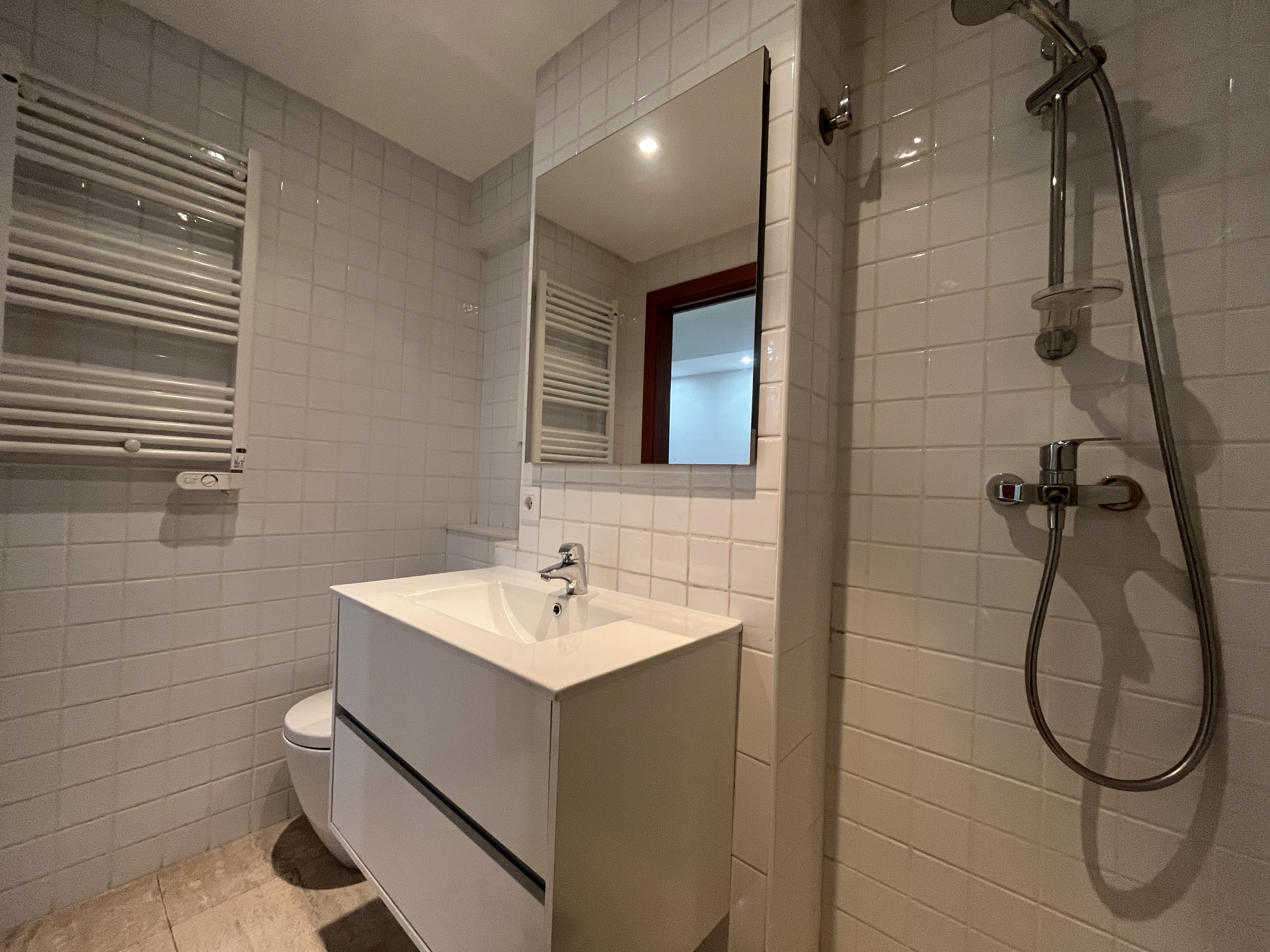 oficines en girona · santa-eugenia 300000€