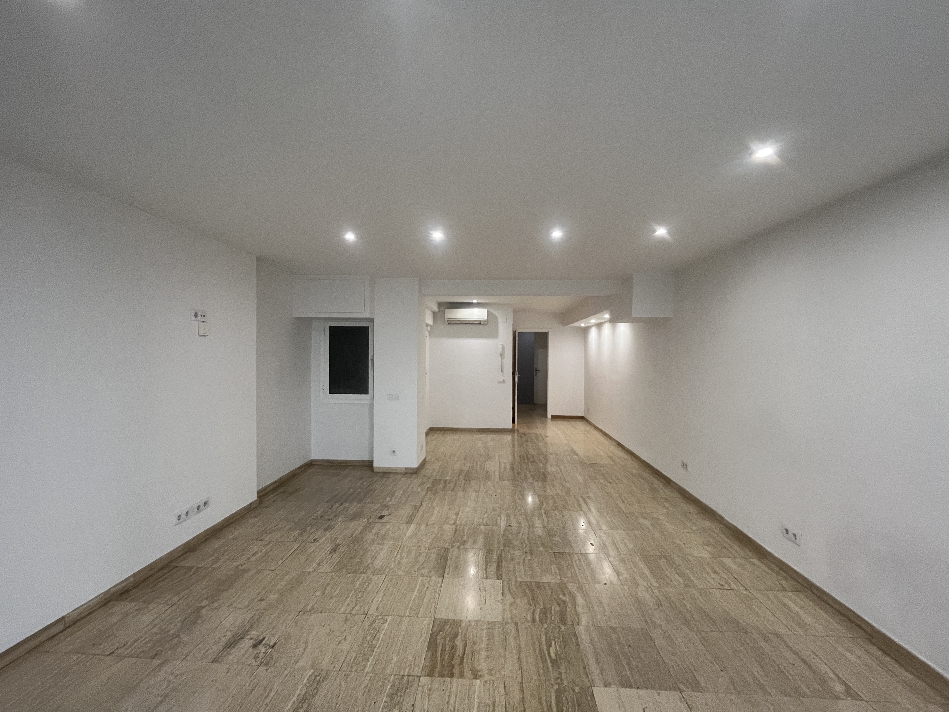 oficines en girona · santa-eugenia 300000€