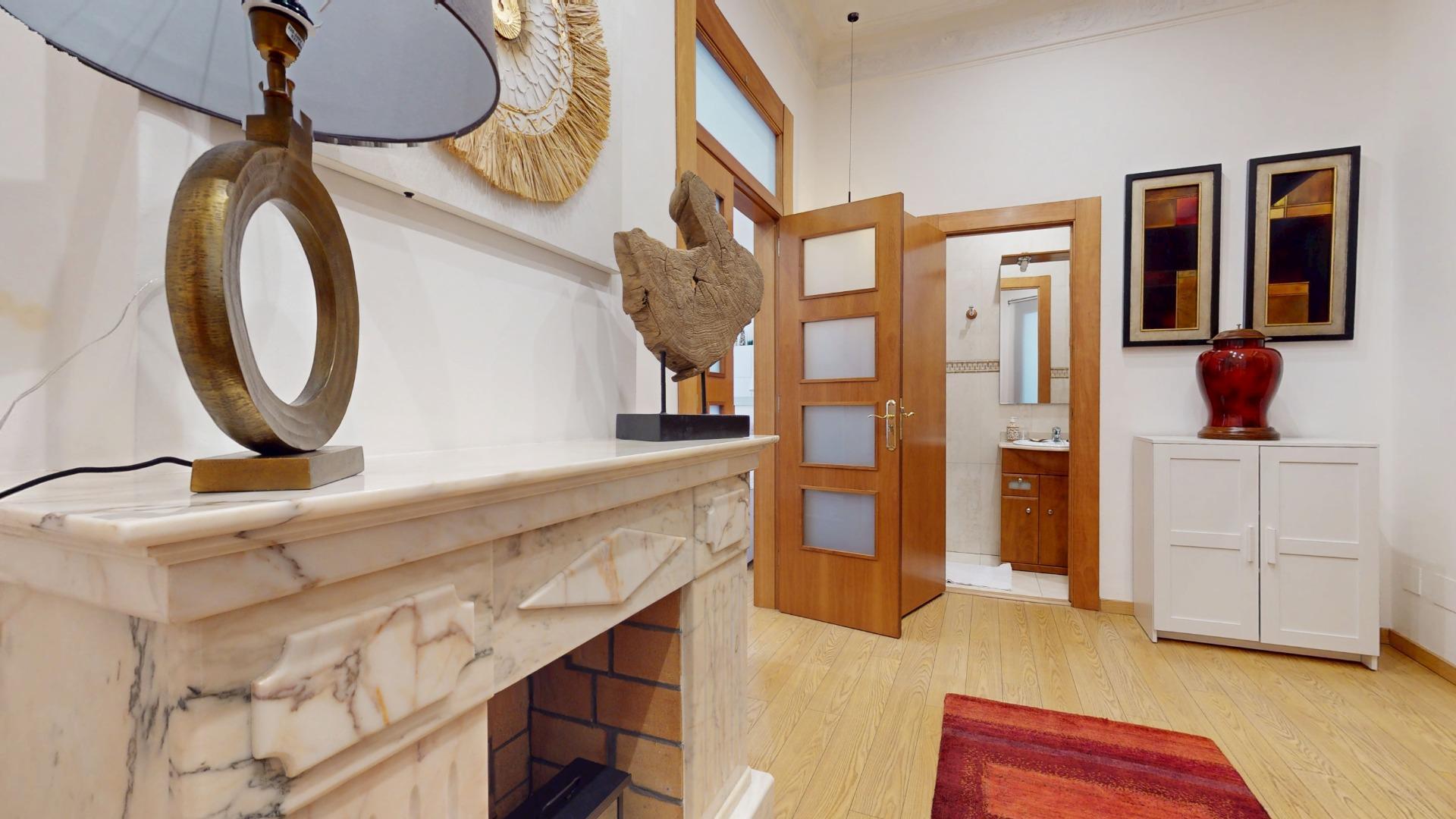 Exclusivo Piso en La Dreta de l'Eixample, Barcelona - Ideal para Entrar a Vivir