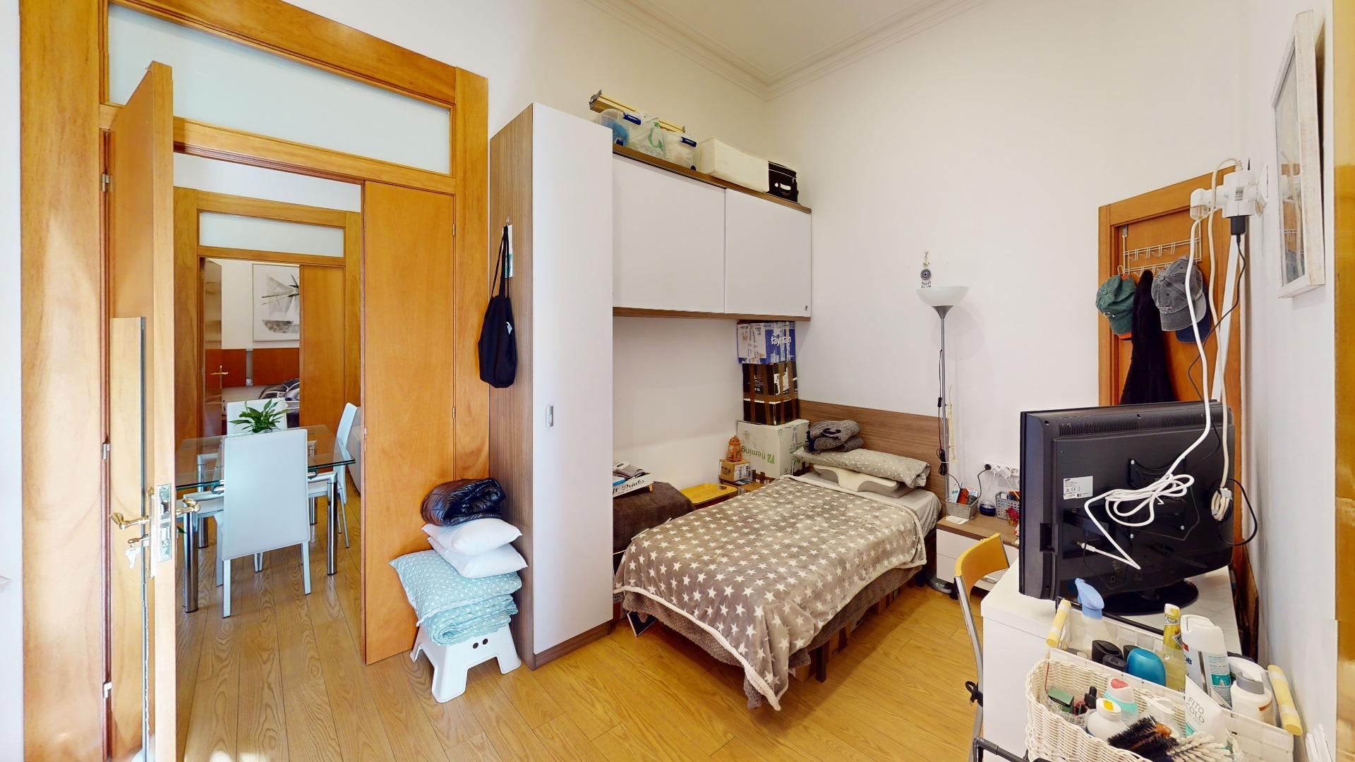 Exclusivo Piso en La Dreta de l'Eixample, Barcelona - Ideal para Entrar a Vivir