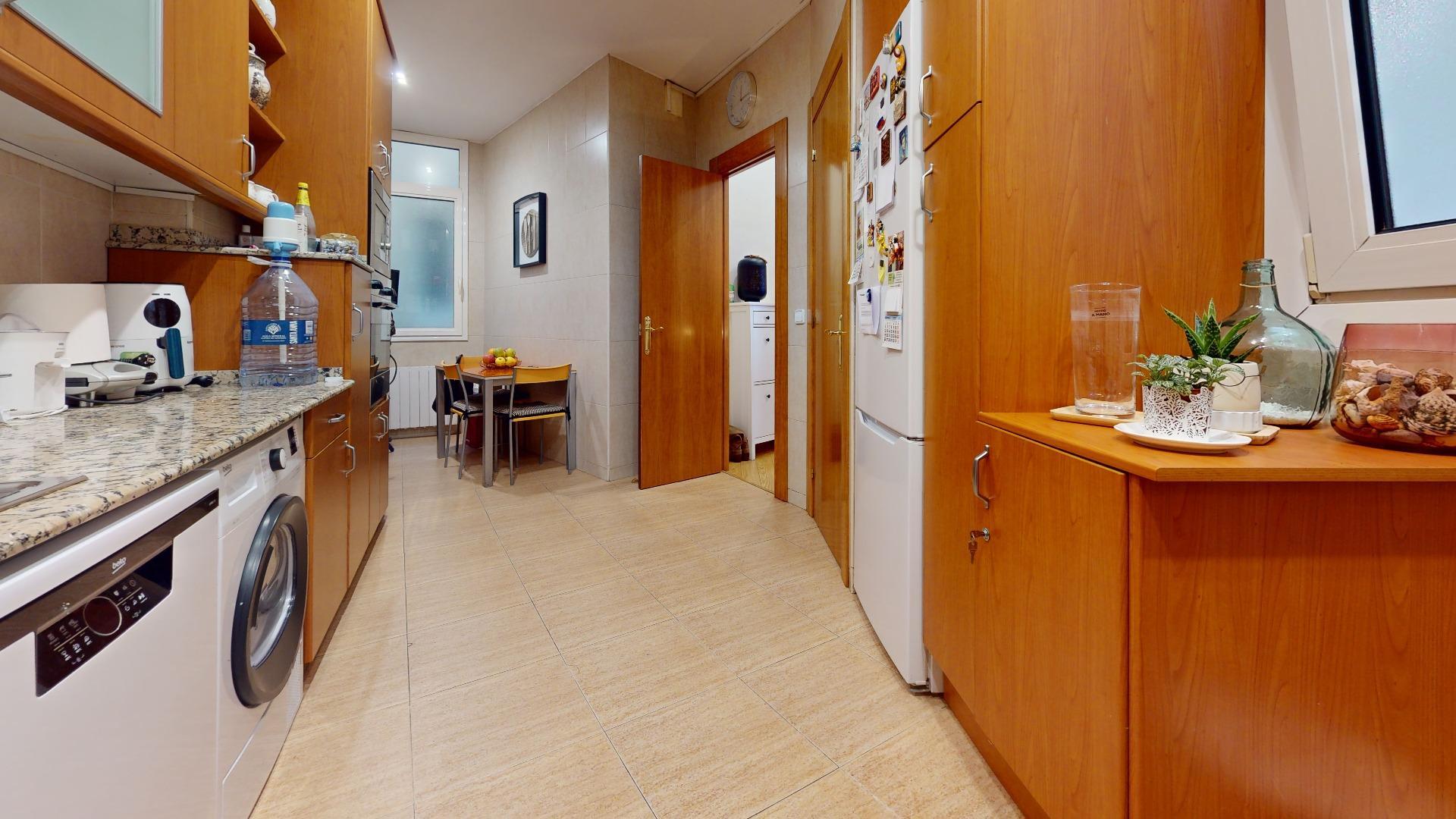 Exclusivo Piso en La Dreta de l'Eixample, Barcelona - Ideal para Entrar a Vivir