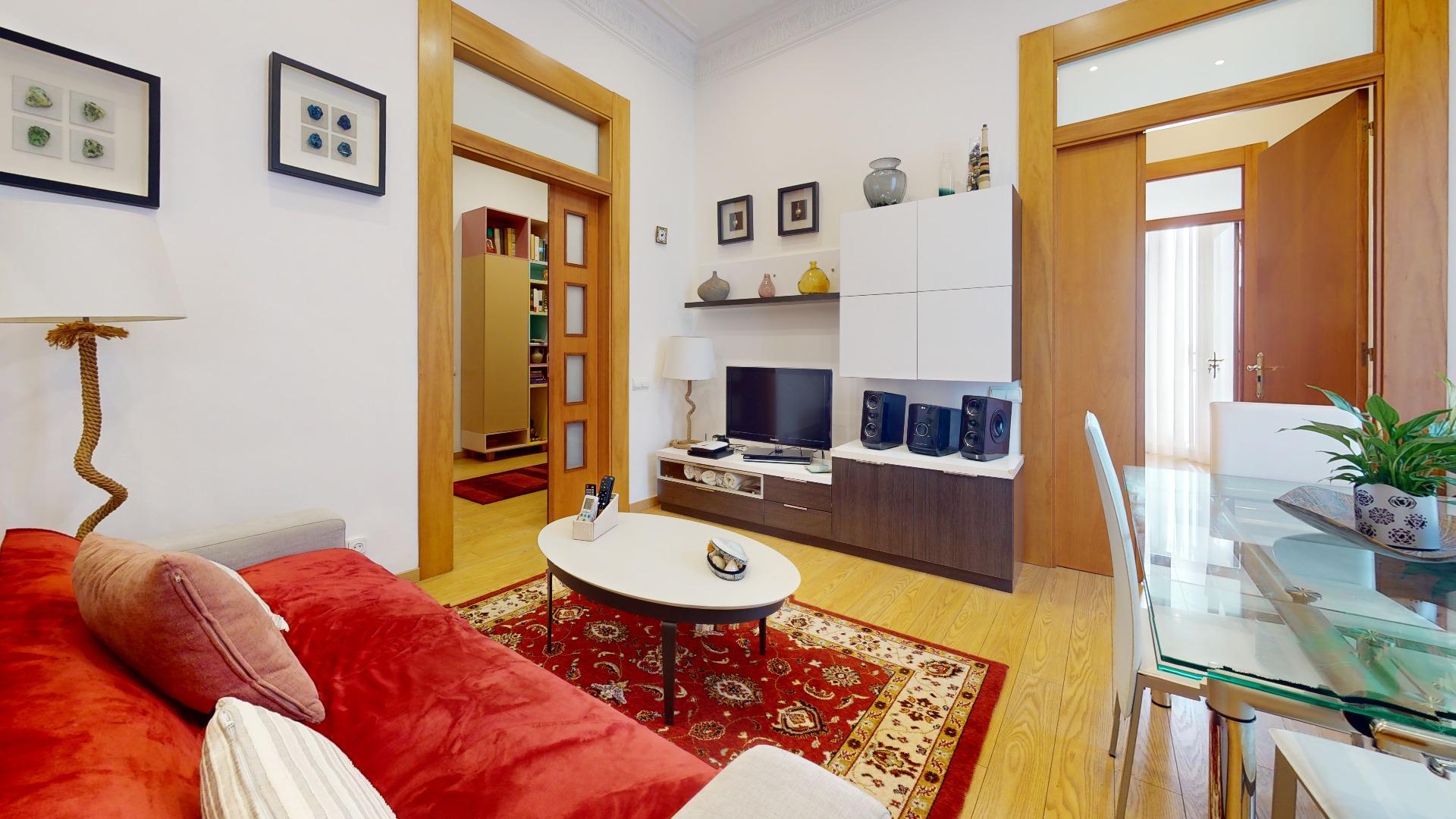 Exclusivo Piso en La Dreta de l'Eixample, Barcelona - Ideal para Entrar a Vivir