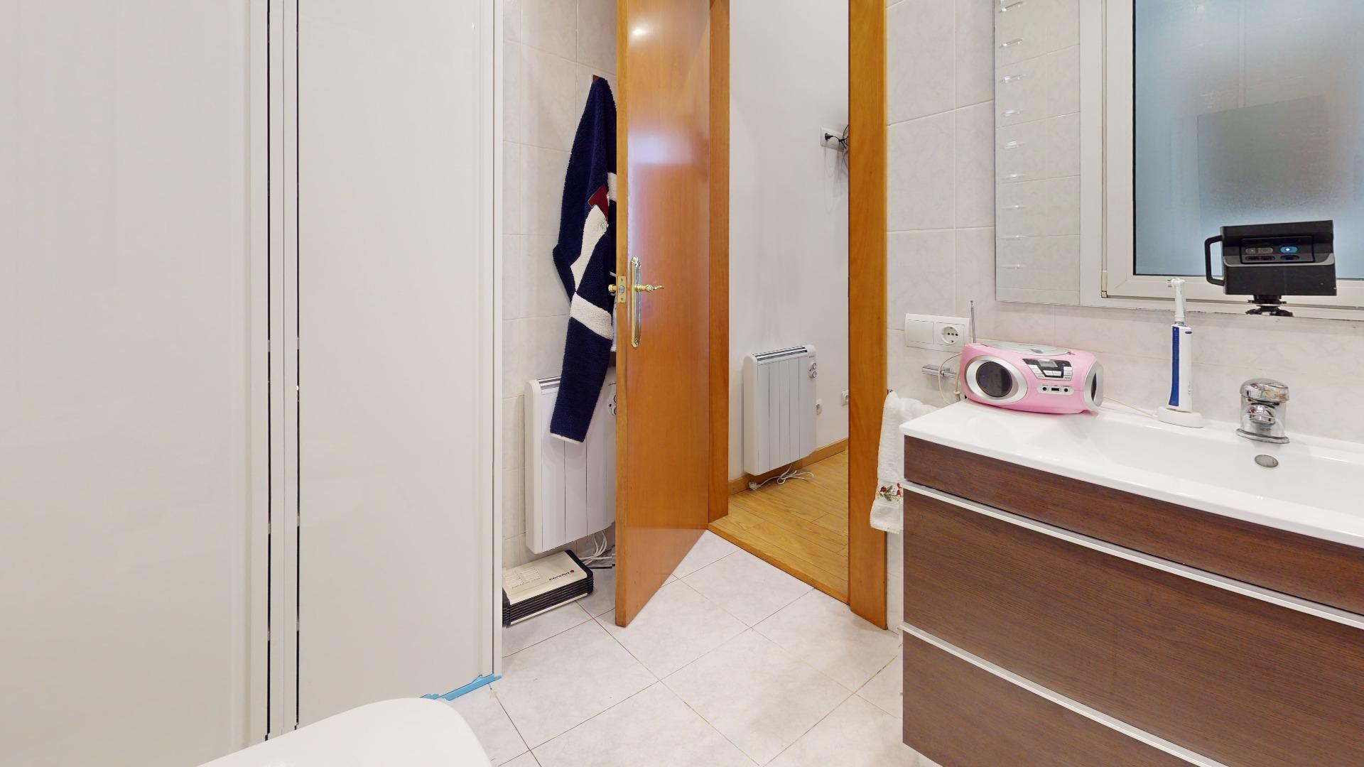 Exclusivo Piso en La Dreta de l'Eixample, Barcelona - Ideal para Entrar a Vivir