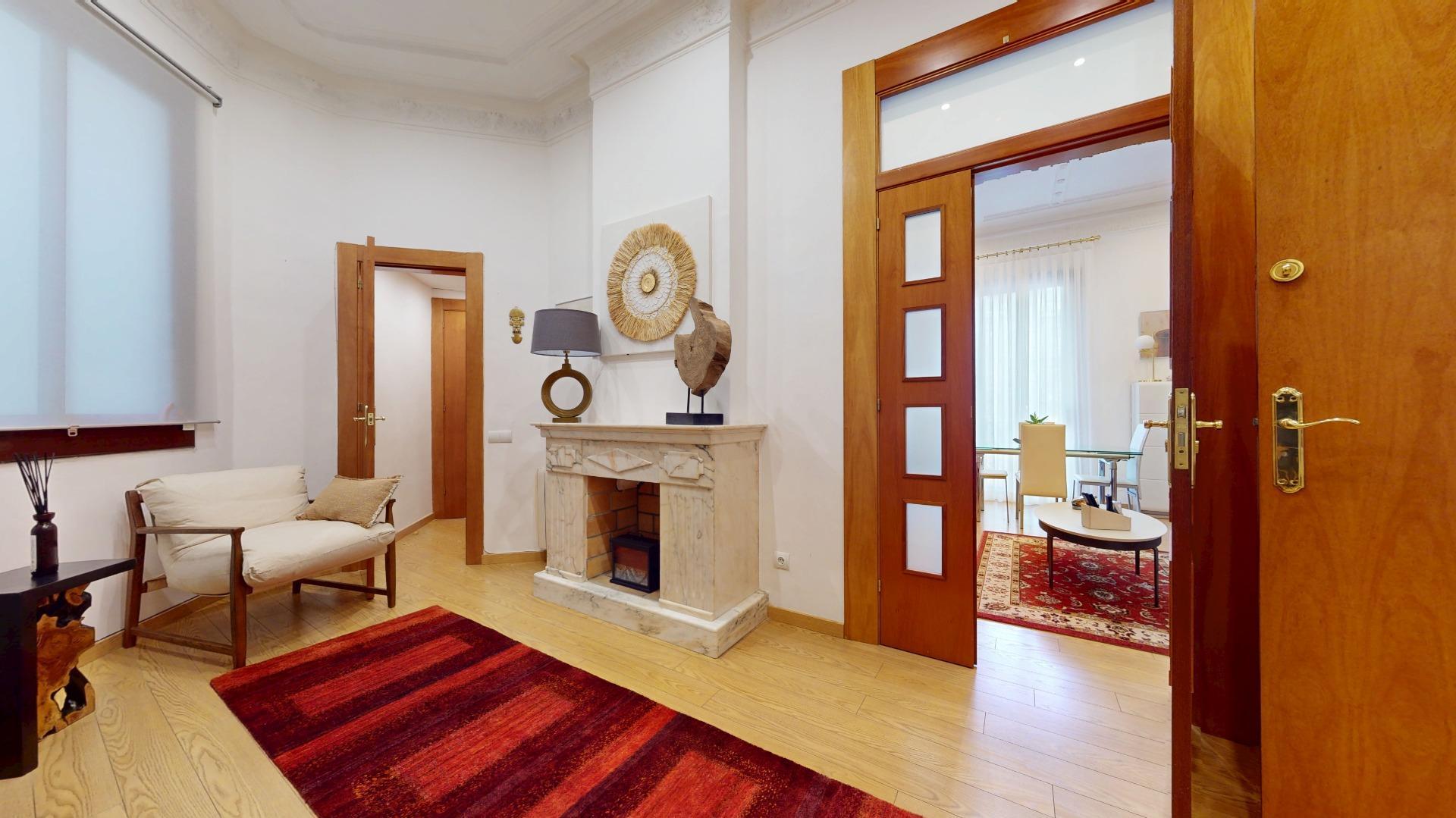 Exclusivo Piso en La Dreta de l'Eixample, Barcelona - Ideal para Entrar a Vivir