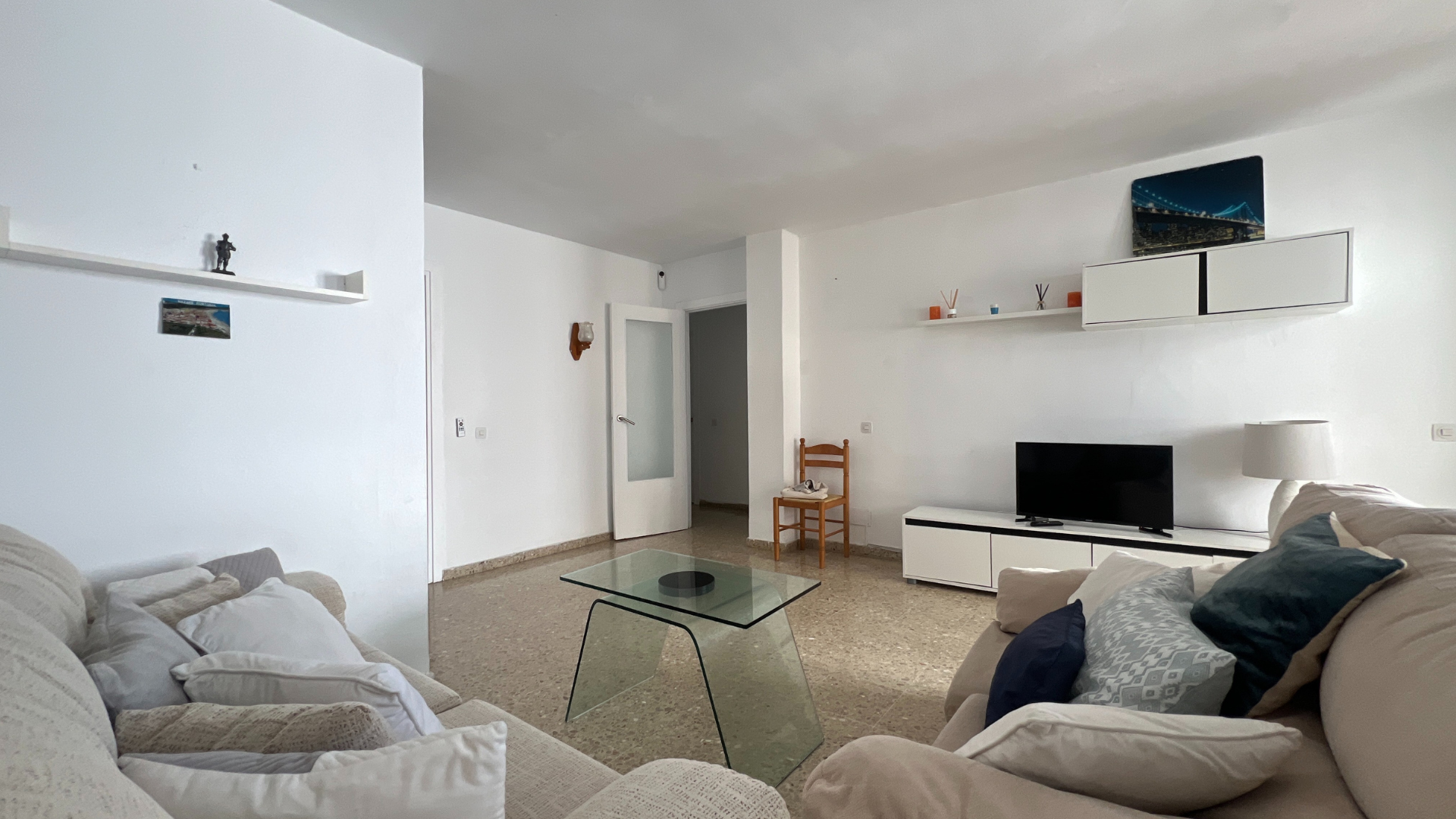 Piso amplio de 4 habitaciones en Ibiza centro (C/ Cabrera 4)   Alquiler de temporada