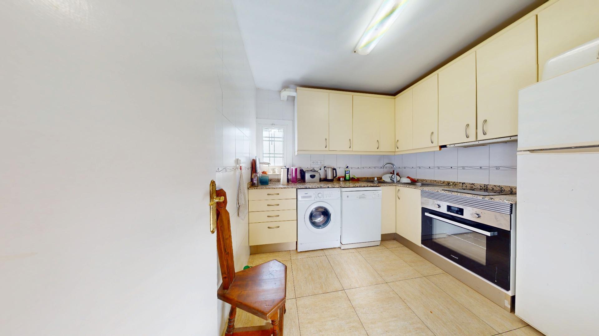 Apartamento con piscina y parking en El Poal   Castelldefels   2 habitaciones