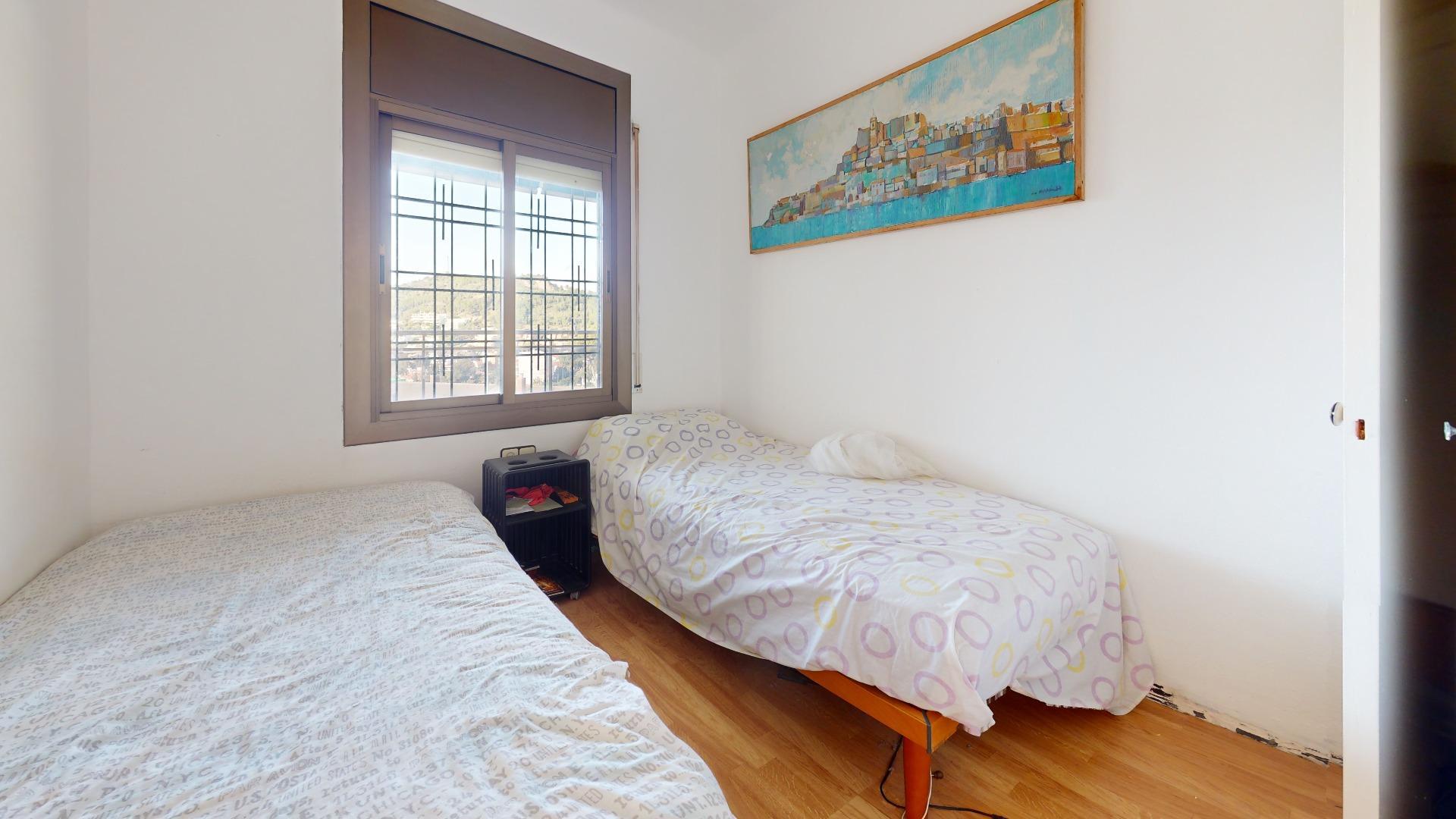 Apartamento con piscina y parking en El Poal   Castelldefels   2 habitaciones