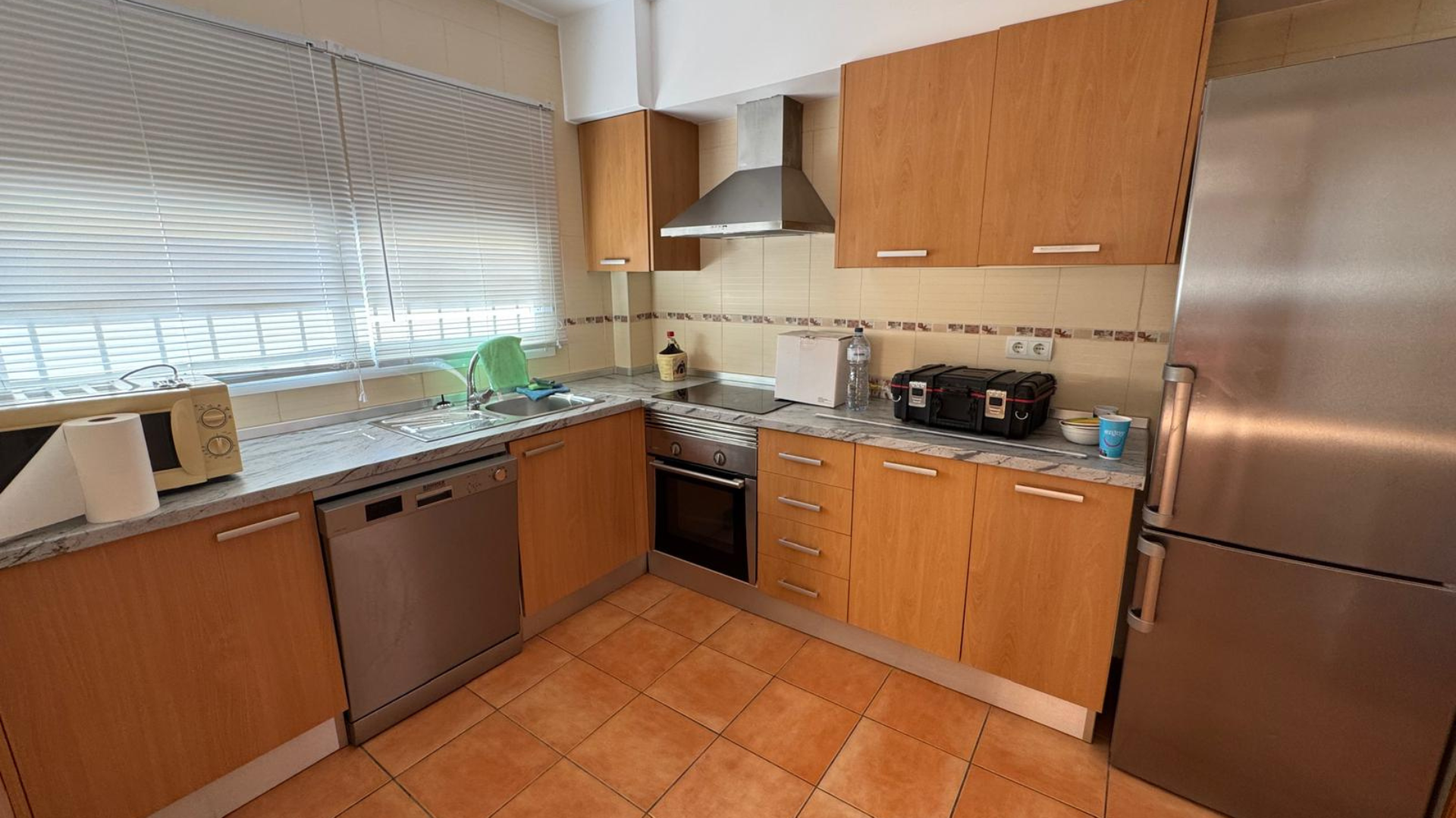 Planta baja con 3 habitaciones y dos terrazas en San Rafael   Alquiler de temporada
