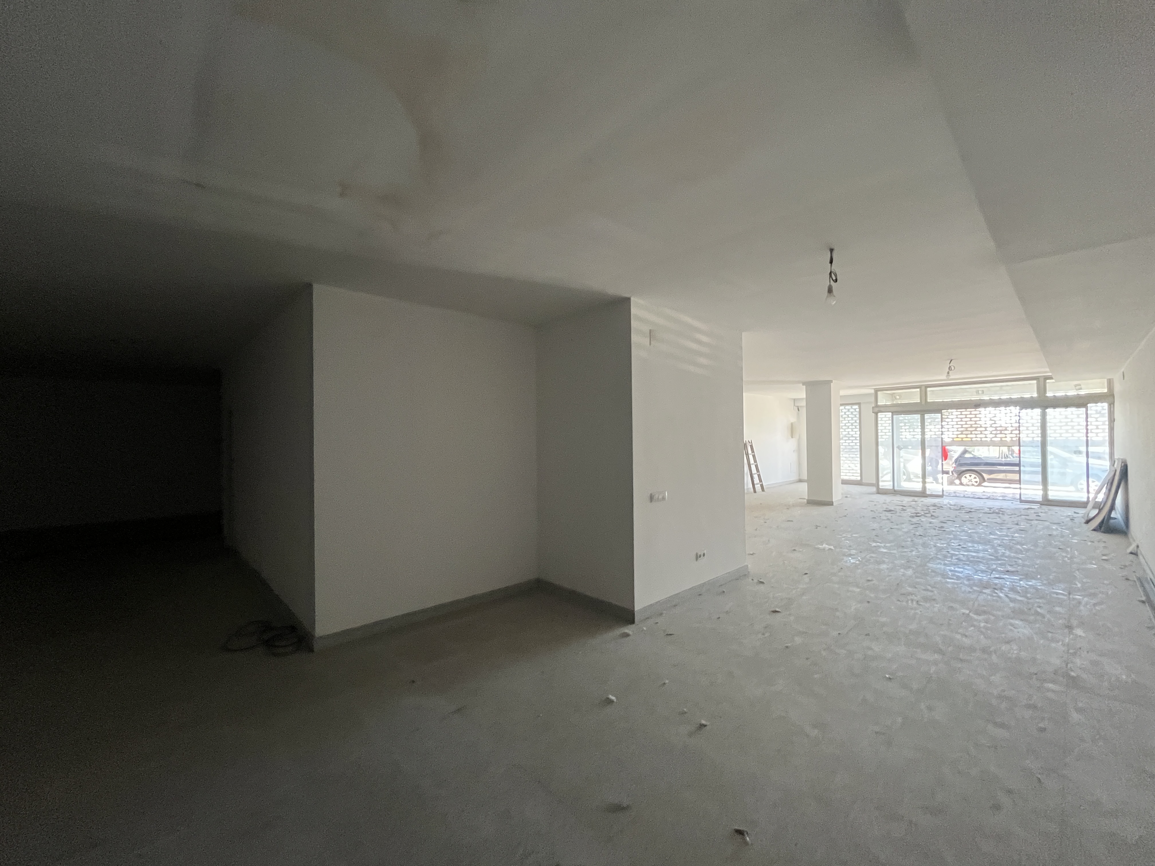 locales-comerciales en roses · centre €