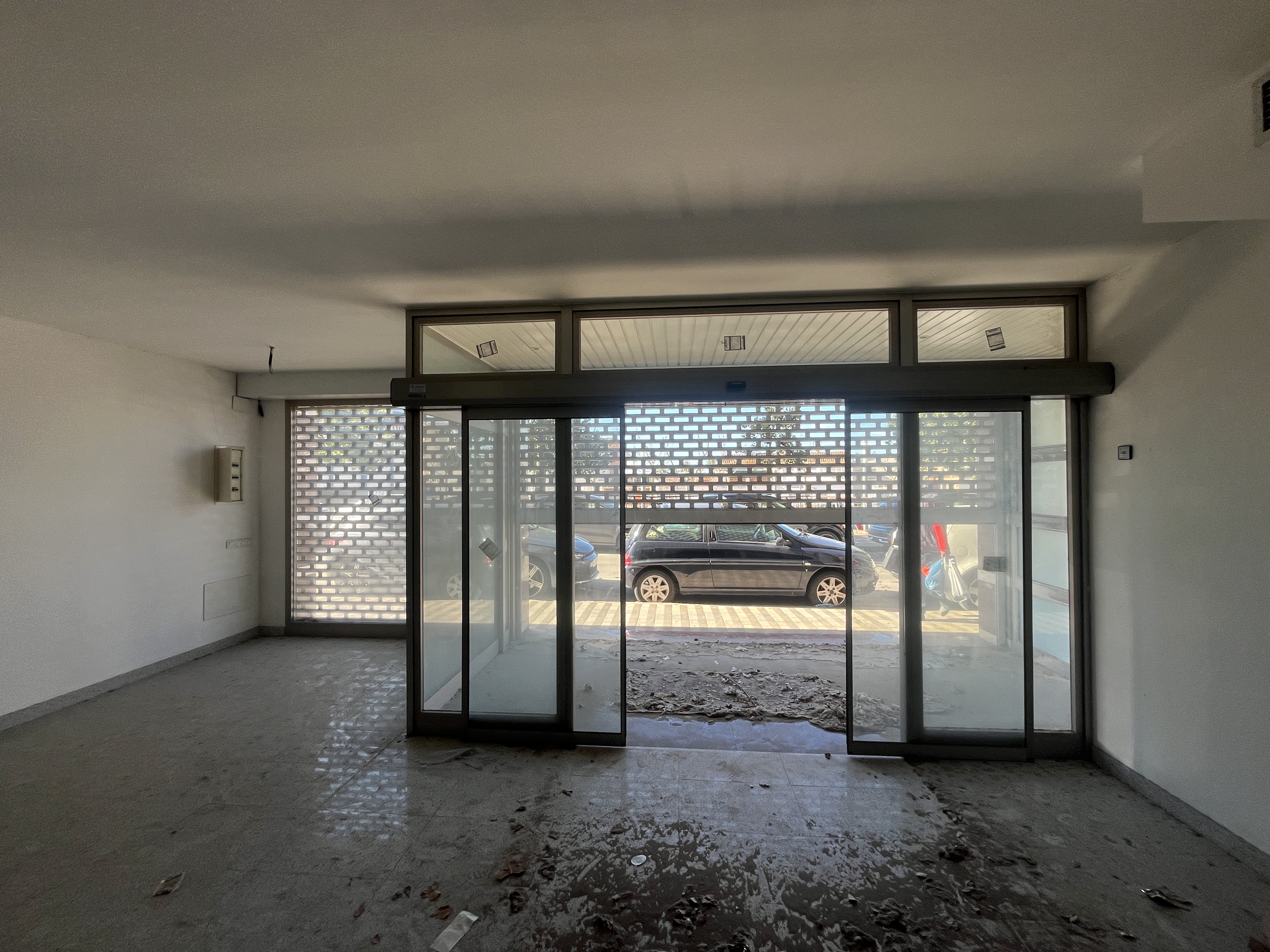 locales-comerciales en roses · centre €