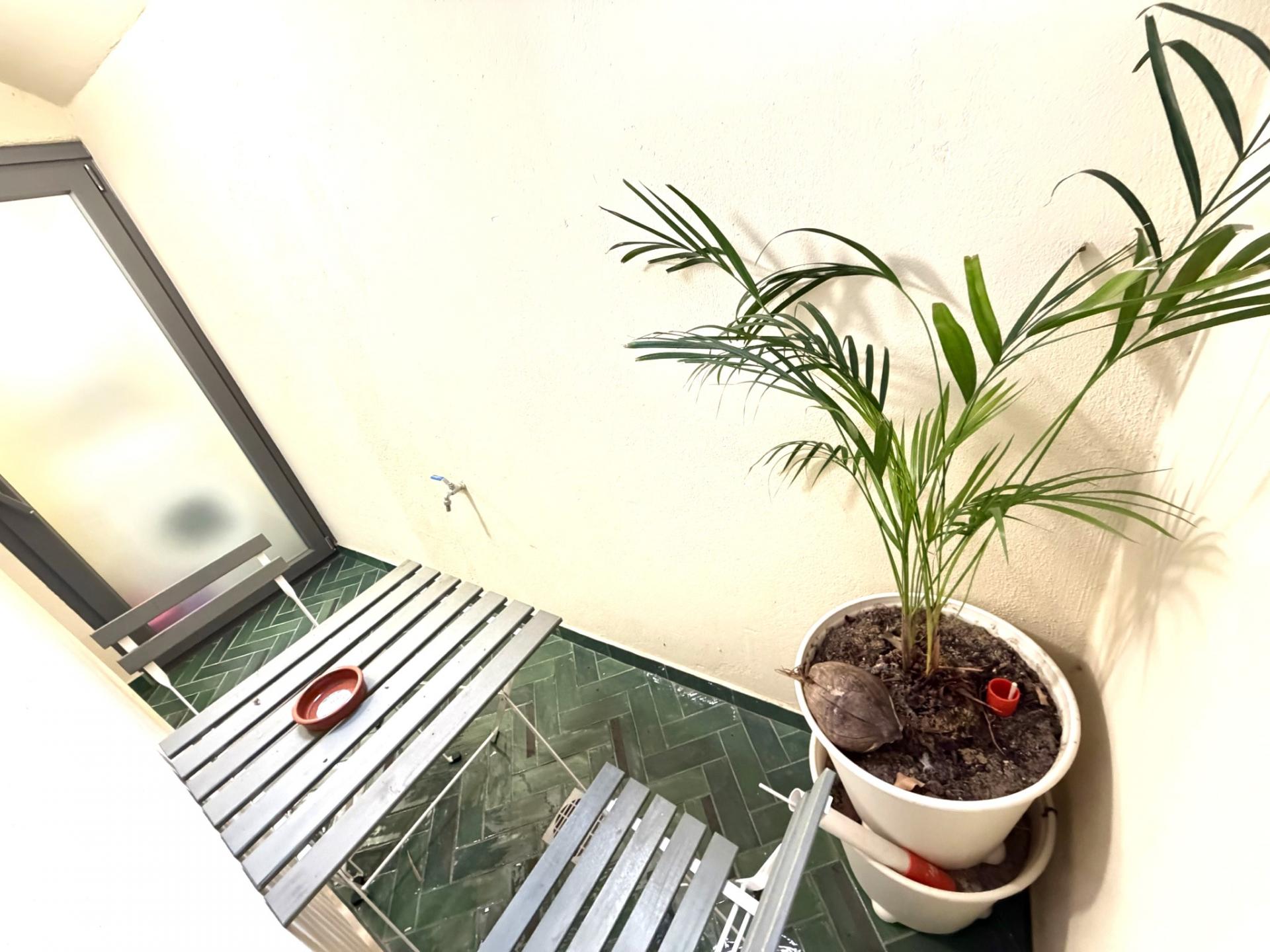 Descubre este encantador piso reformado en la mejor zona de Gracia!