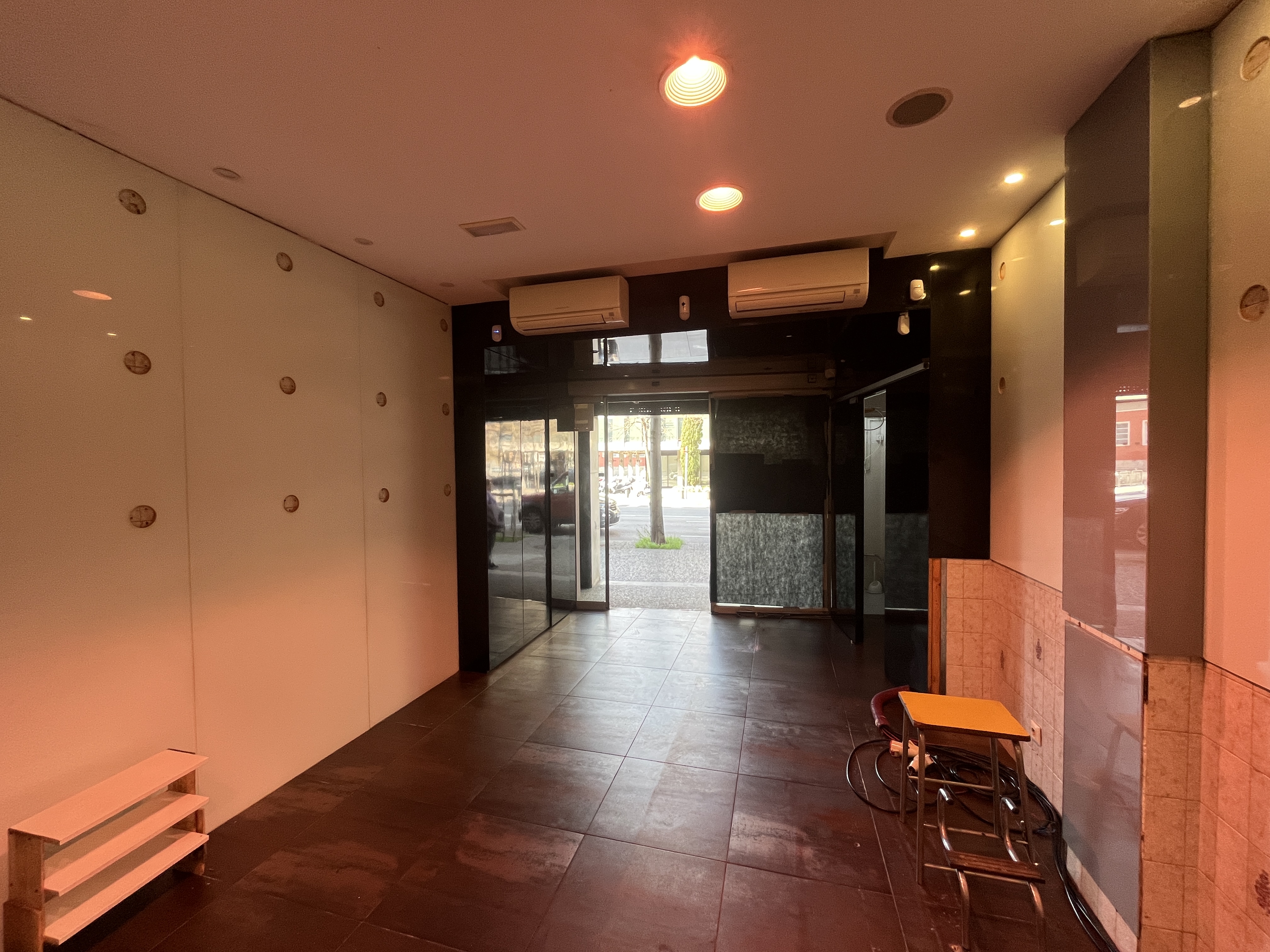 locales-comerciales en girona · girona-centre €