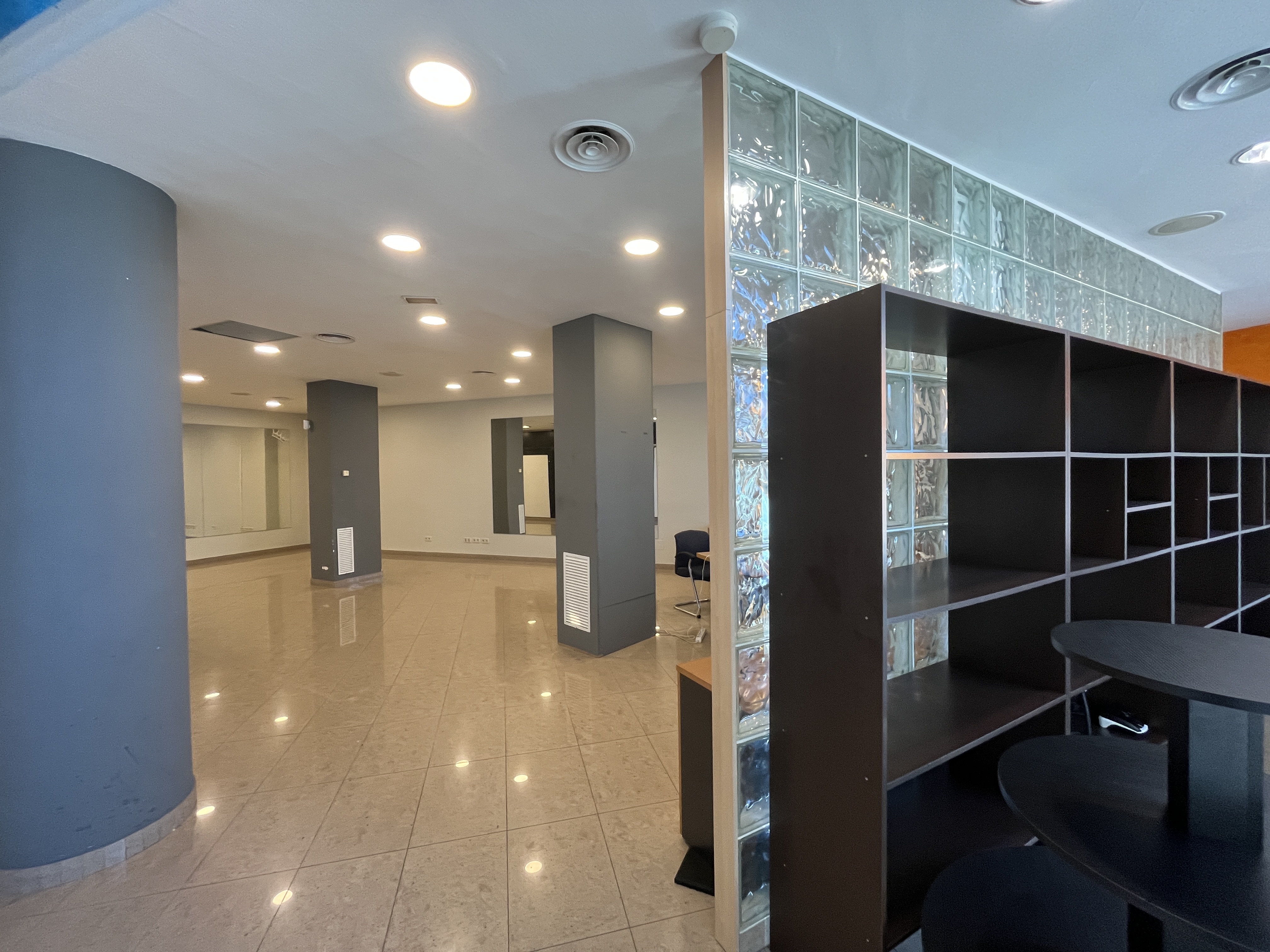 locals-comercials en girona · sant-narcis 900€