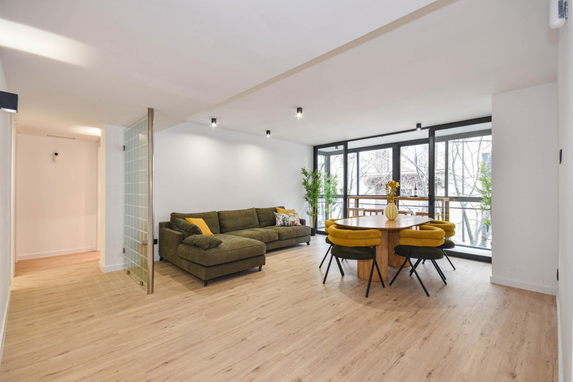 ¡INCREÍBLE VIVIENDA EN LA ZONA ALTA DE BARCELONA!