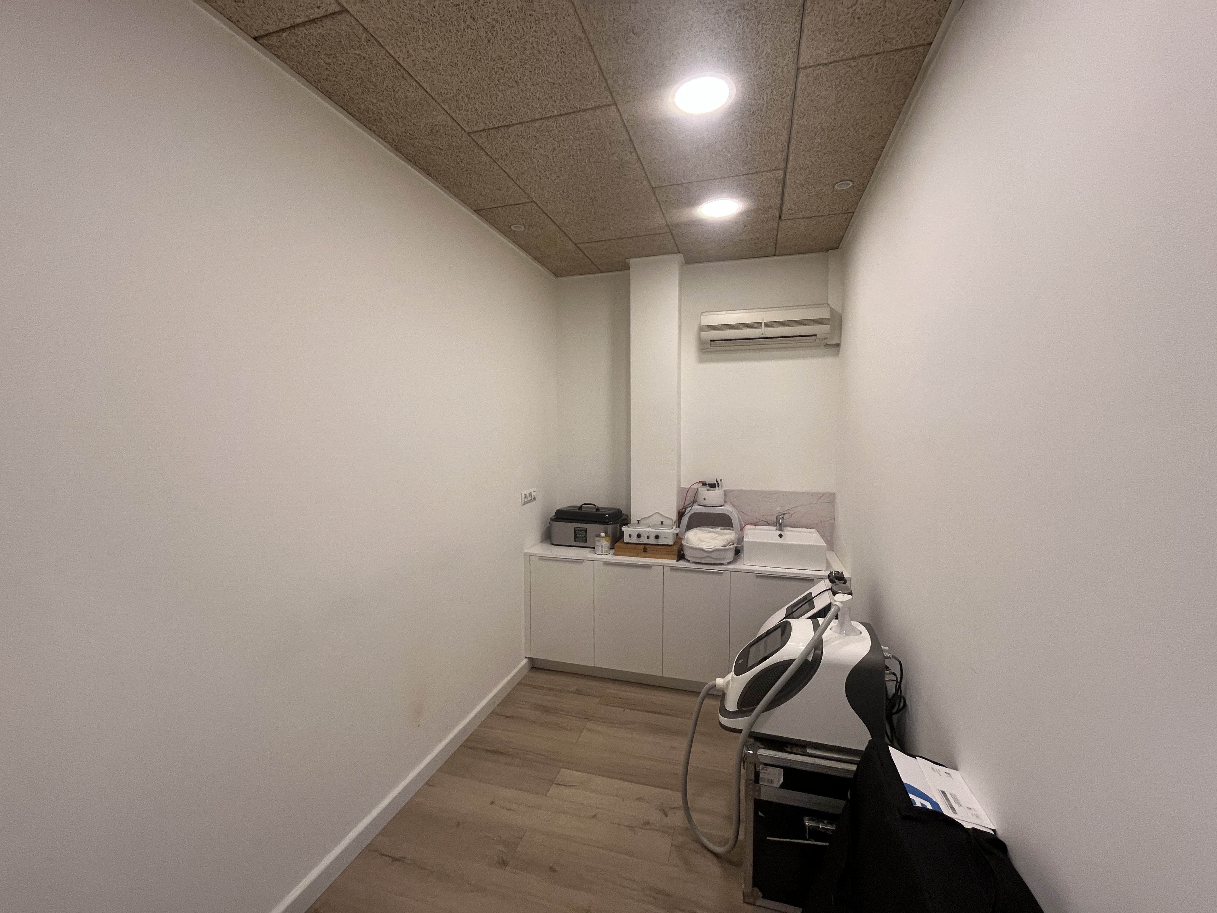 locales-comerciales en girona · santa-eugenia 150000€