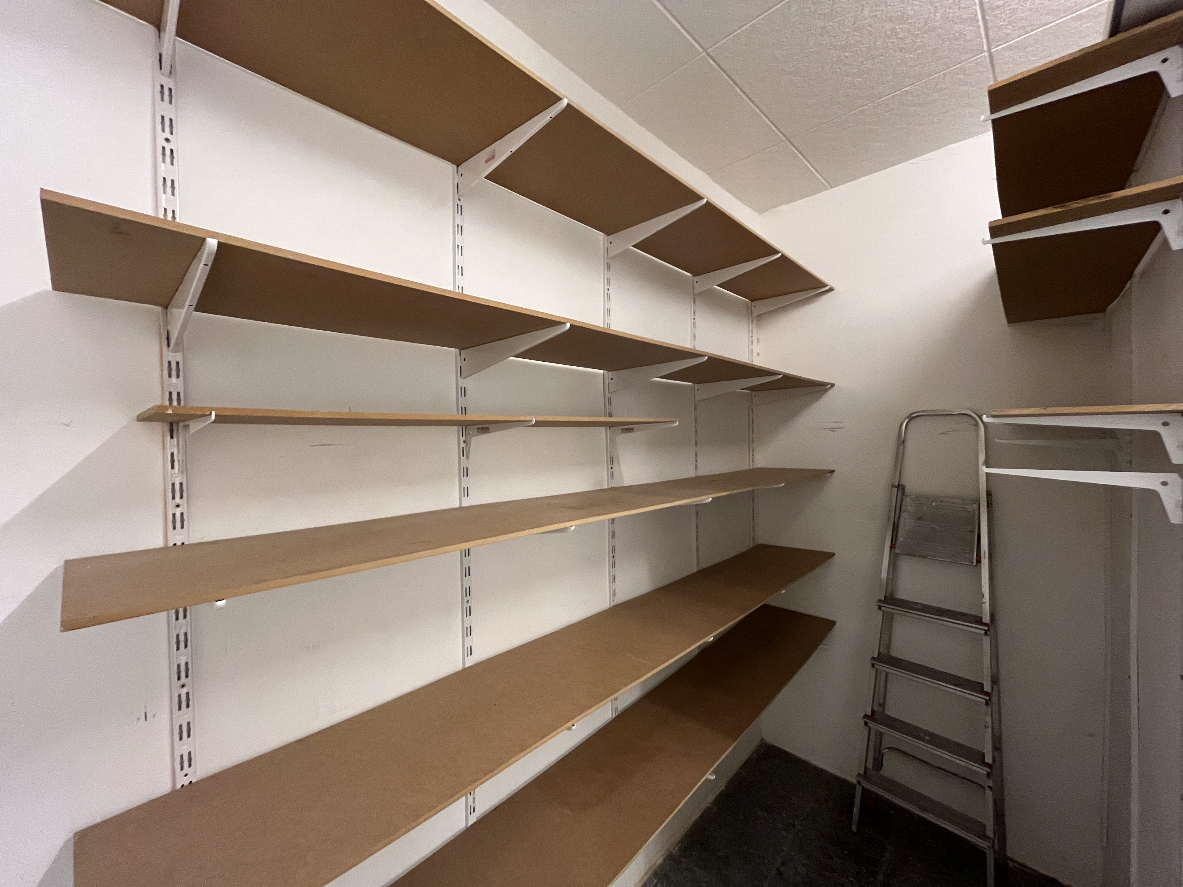 locales-comerciales en girona · migdia 1350€