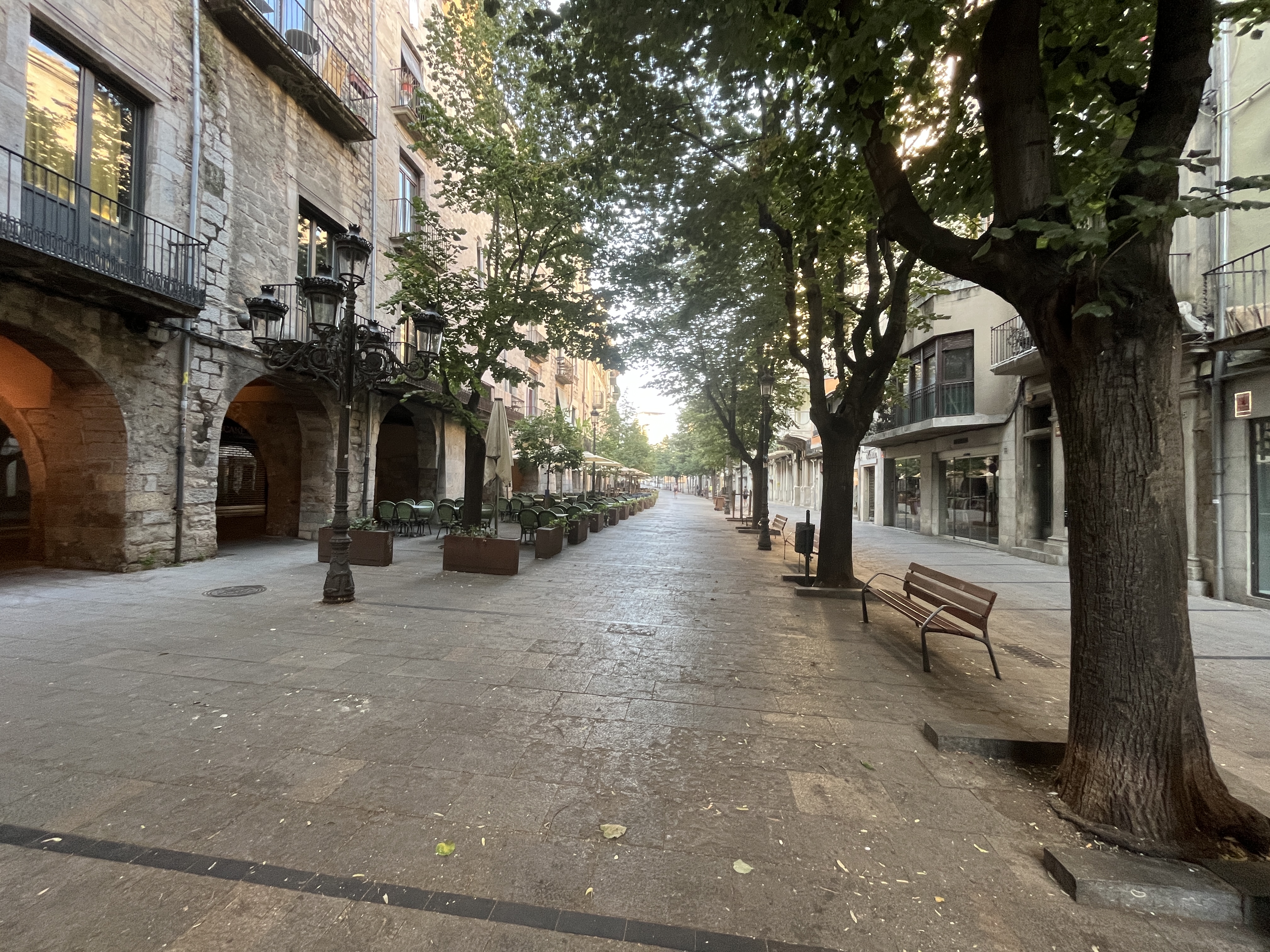 locals-comercials en girona · barri-vell €