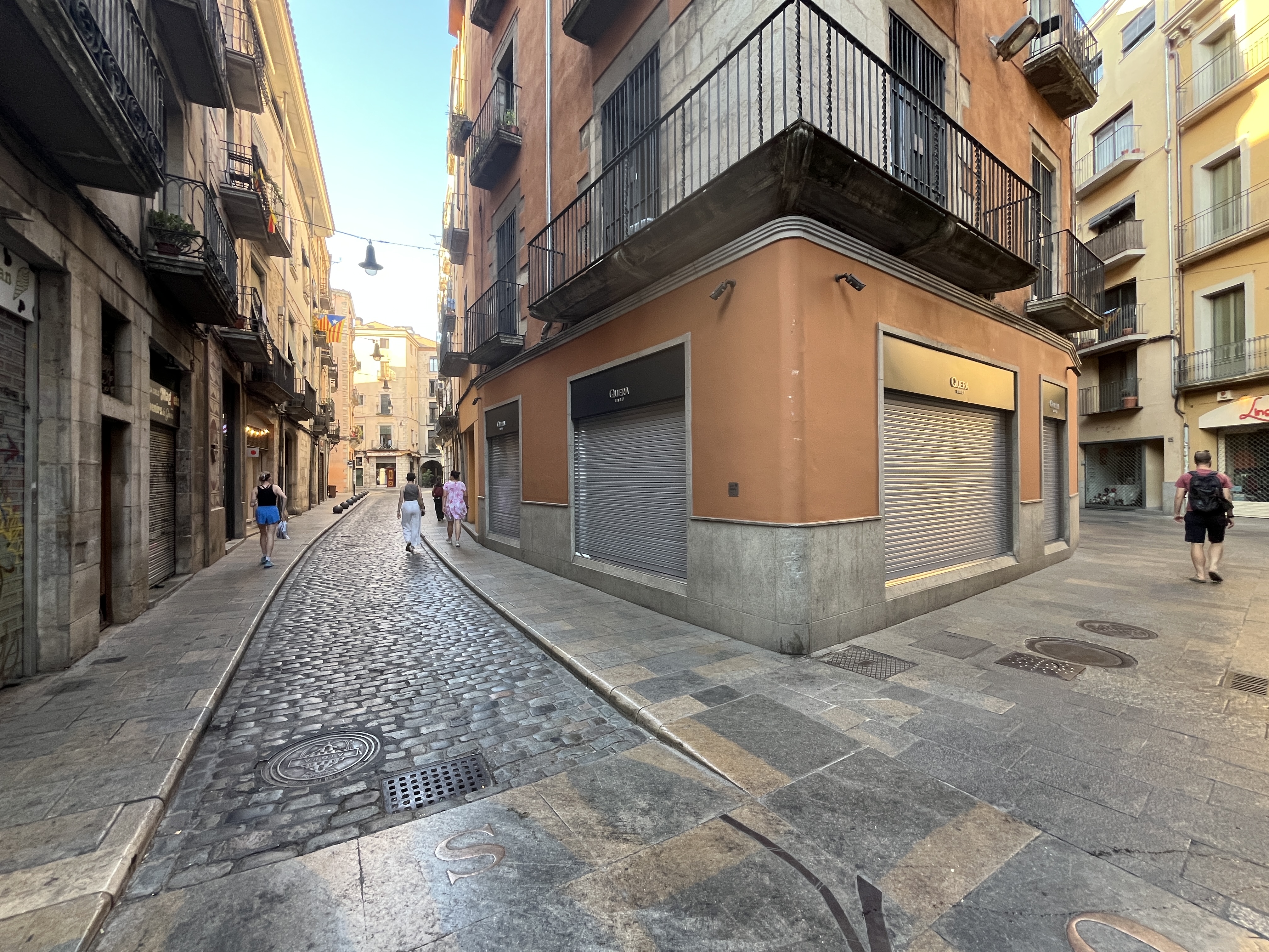 locals-comercials en girona · barri-vell €