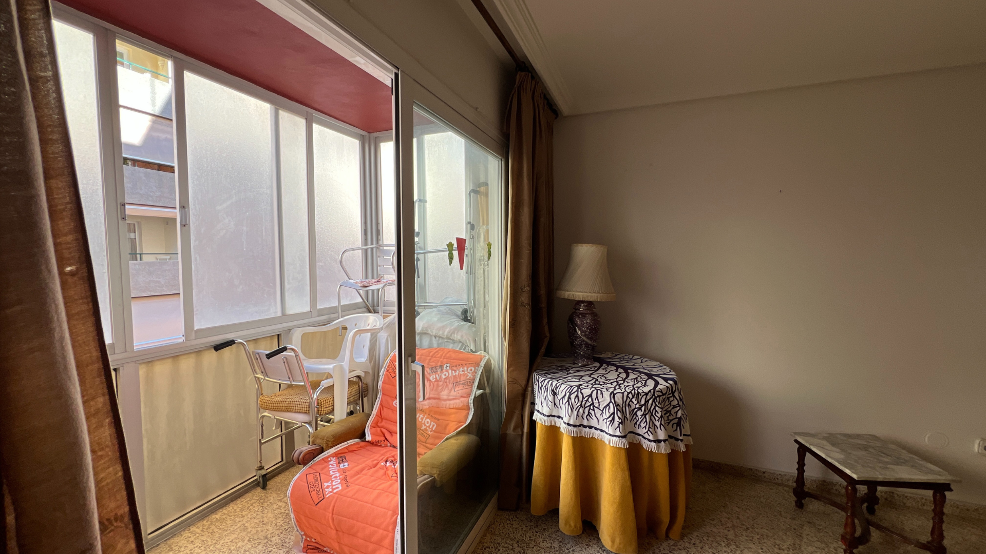 Piso amplio en venta en el centro de Ibiza   Junto al Parque de la Paz