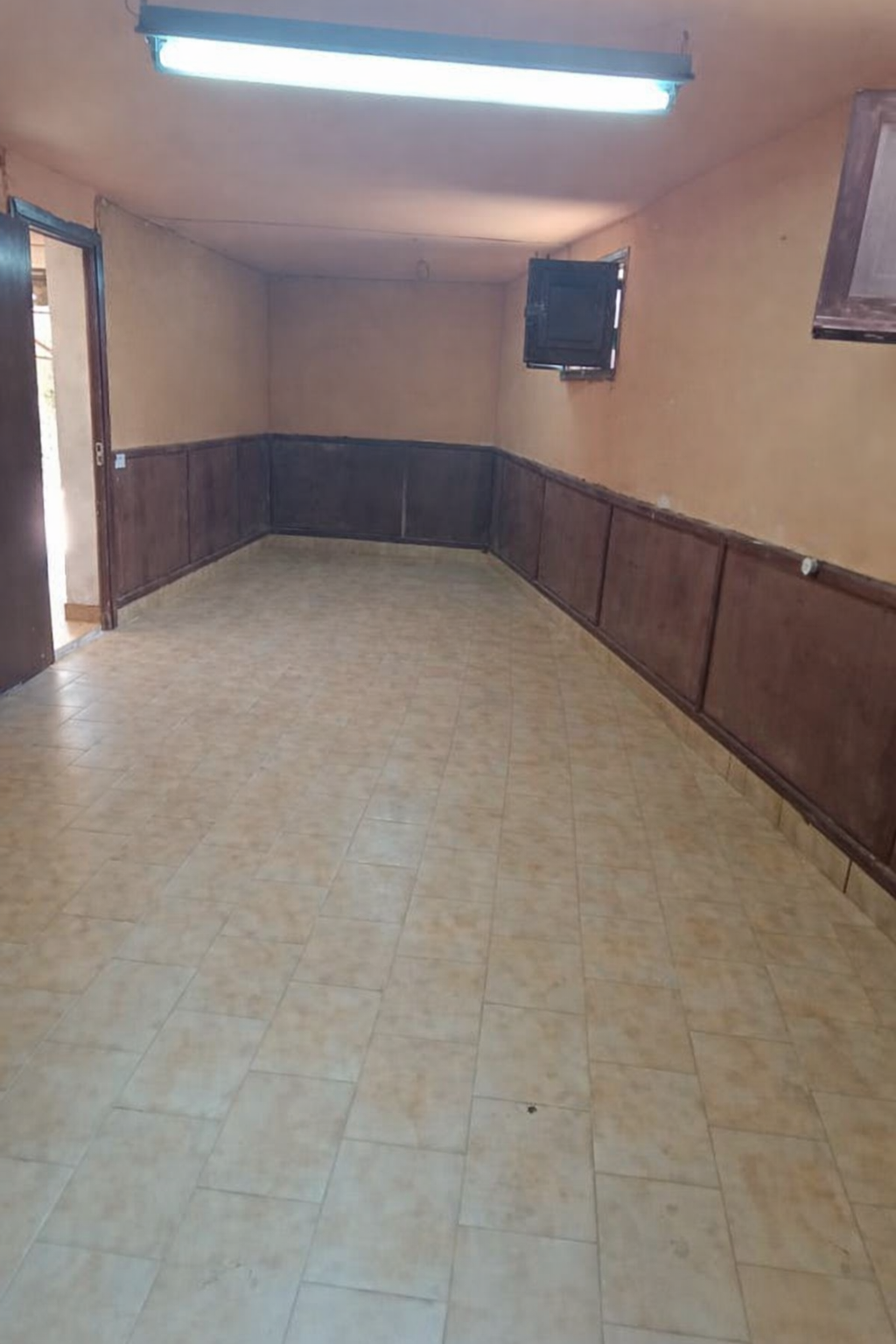 ADOSADA ESQUINERA ZONA HOSPITAL