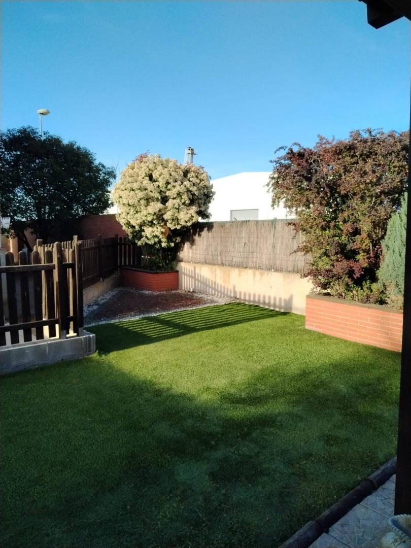 Casa en venta en  Mollerussa, Lleida  3/25