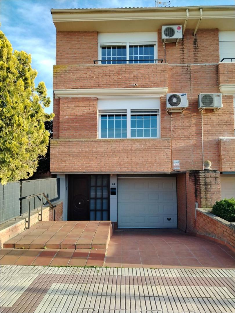 Casa en venta en  Mollerussa, Lleida  2/25