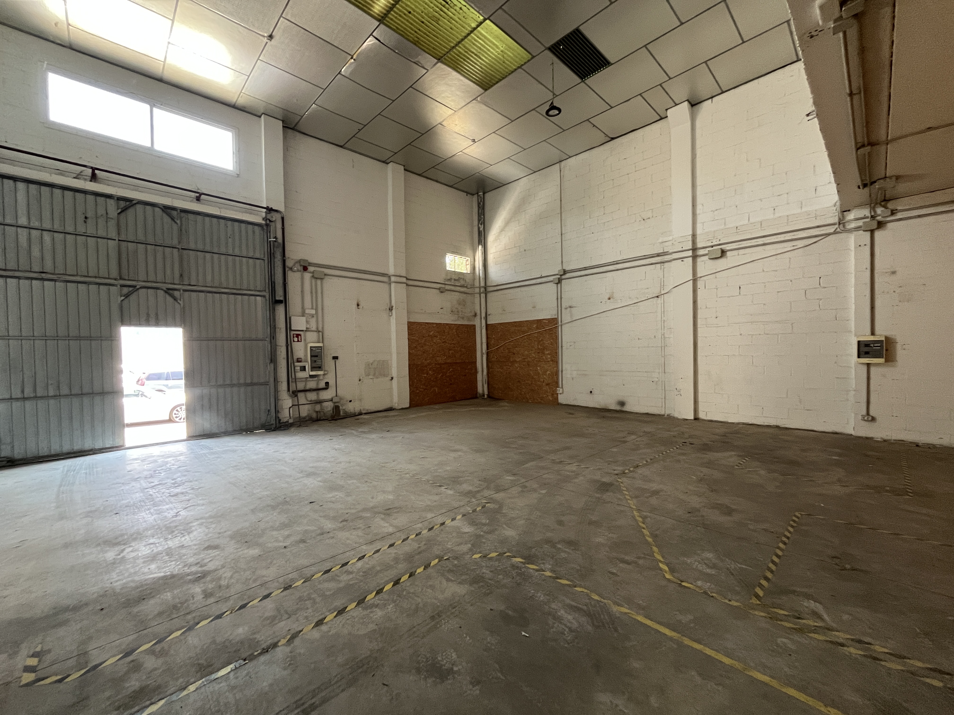 nau-industrial en vilablareix ·  2250€