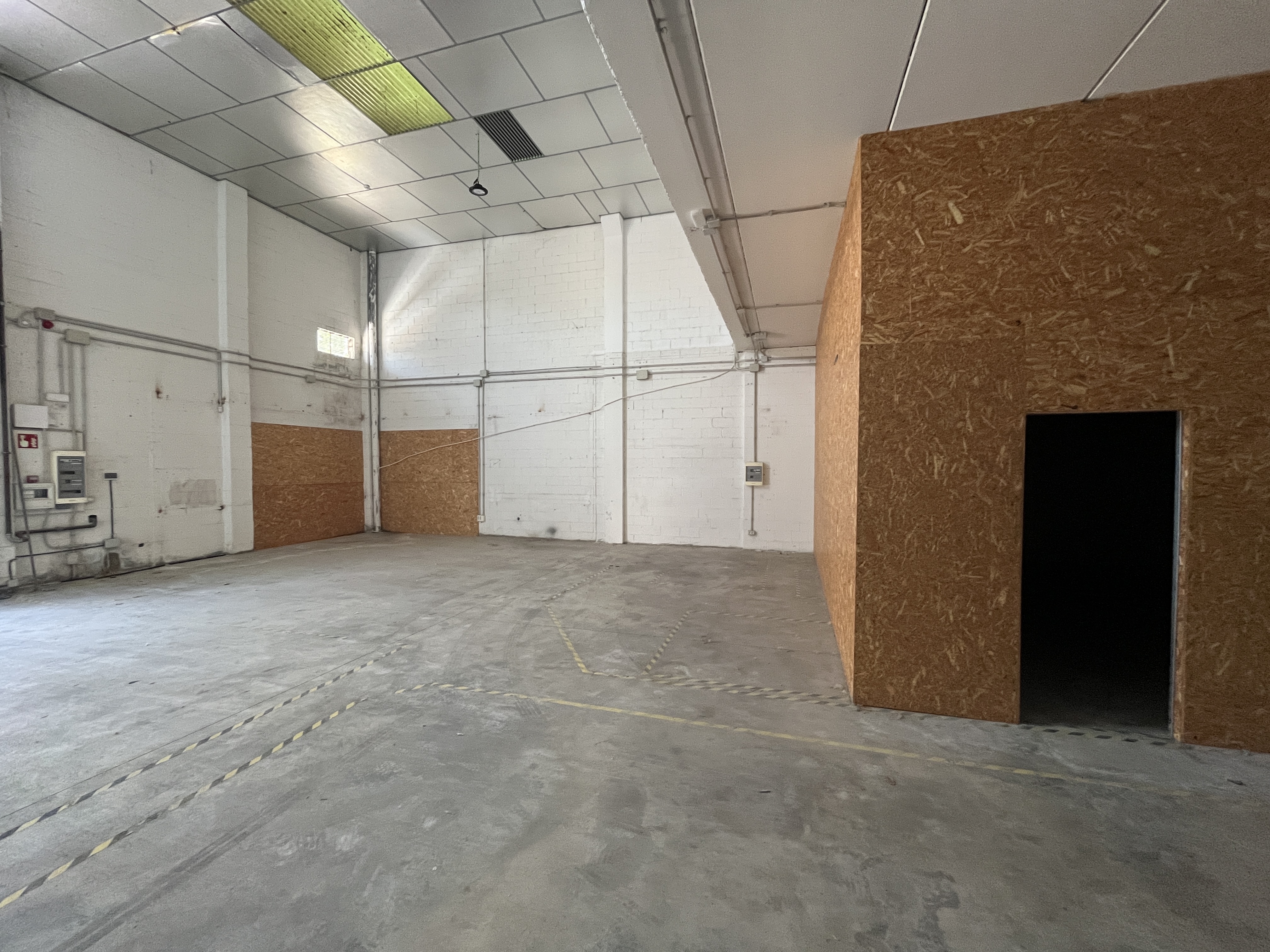 nau-industrial en vilablareix ·  2250€