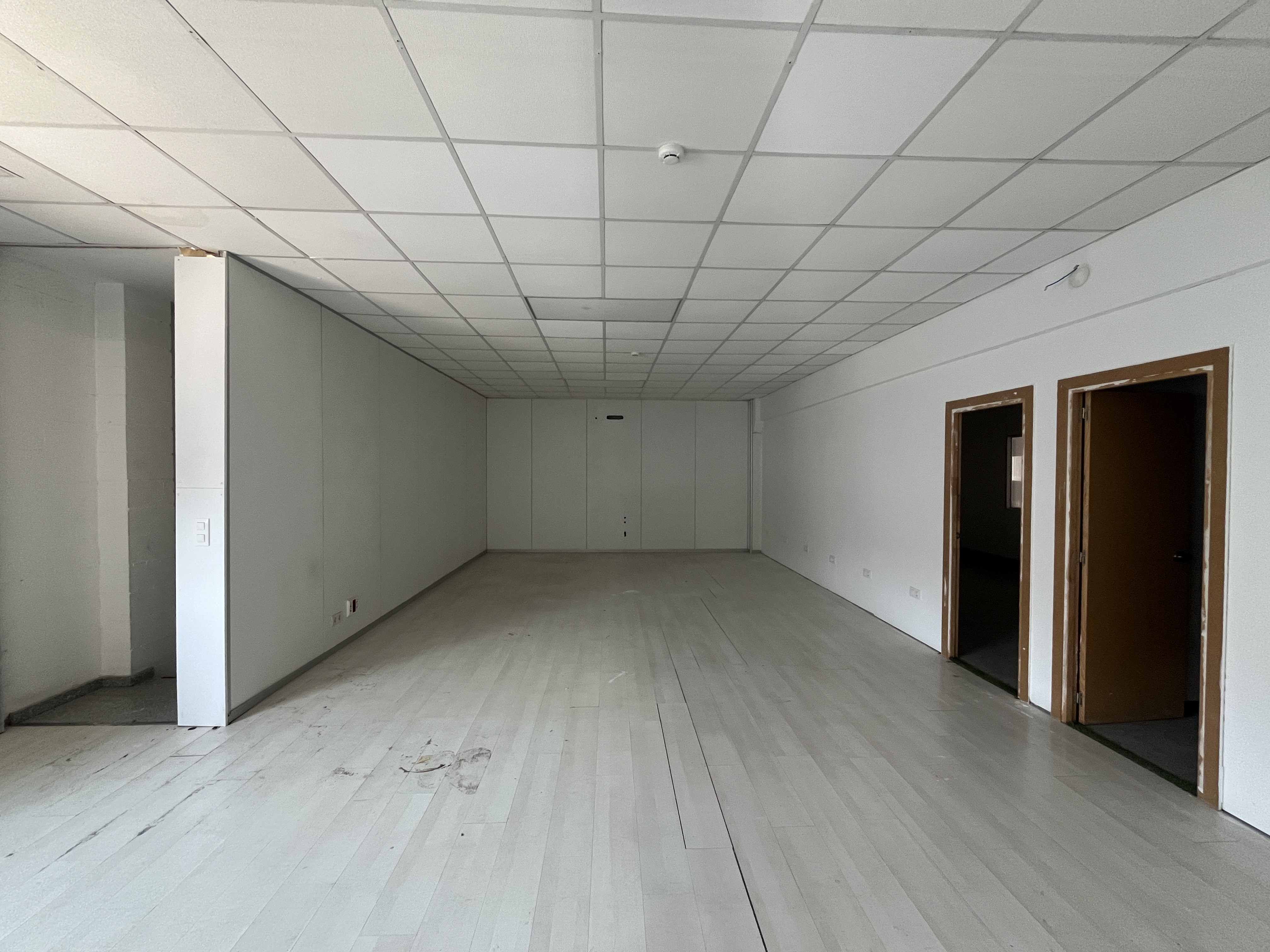nau-industrial en vilablareix ·  2250€