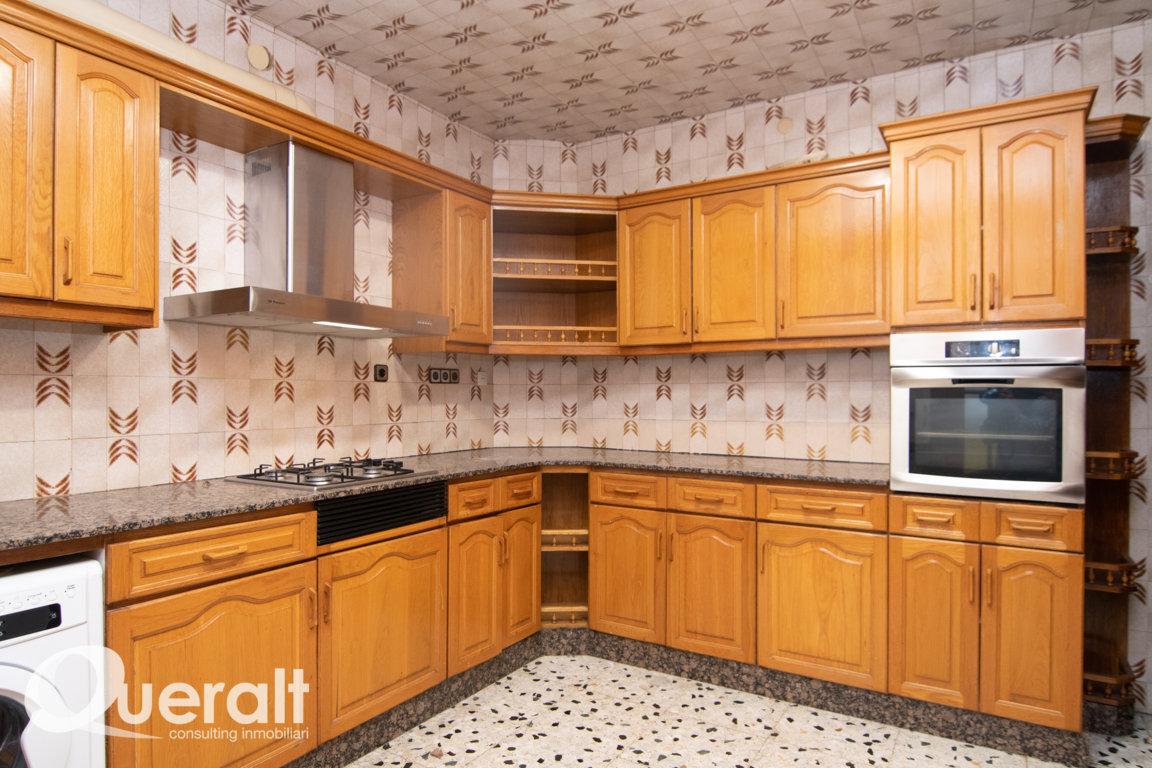 pisos en lleida · camp-d'esports---humbert-torres---xalets 260000€