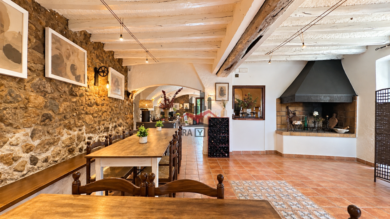 Casa en venta en  Terrades, Girona  50/54