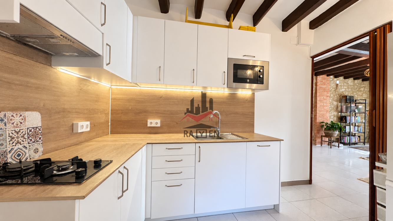 Casa en venta en  Terrades, Girona  8/54