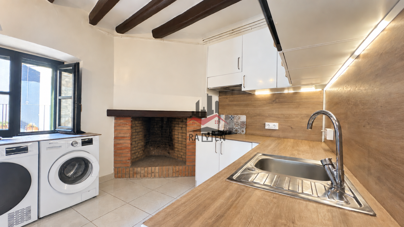 Casa en venta en  Terrades, Girona  7/54